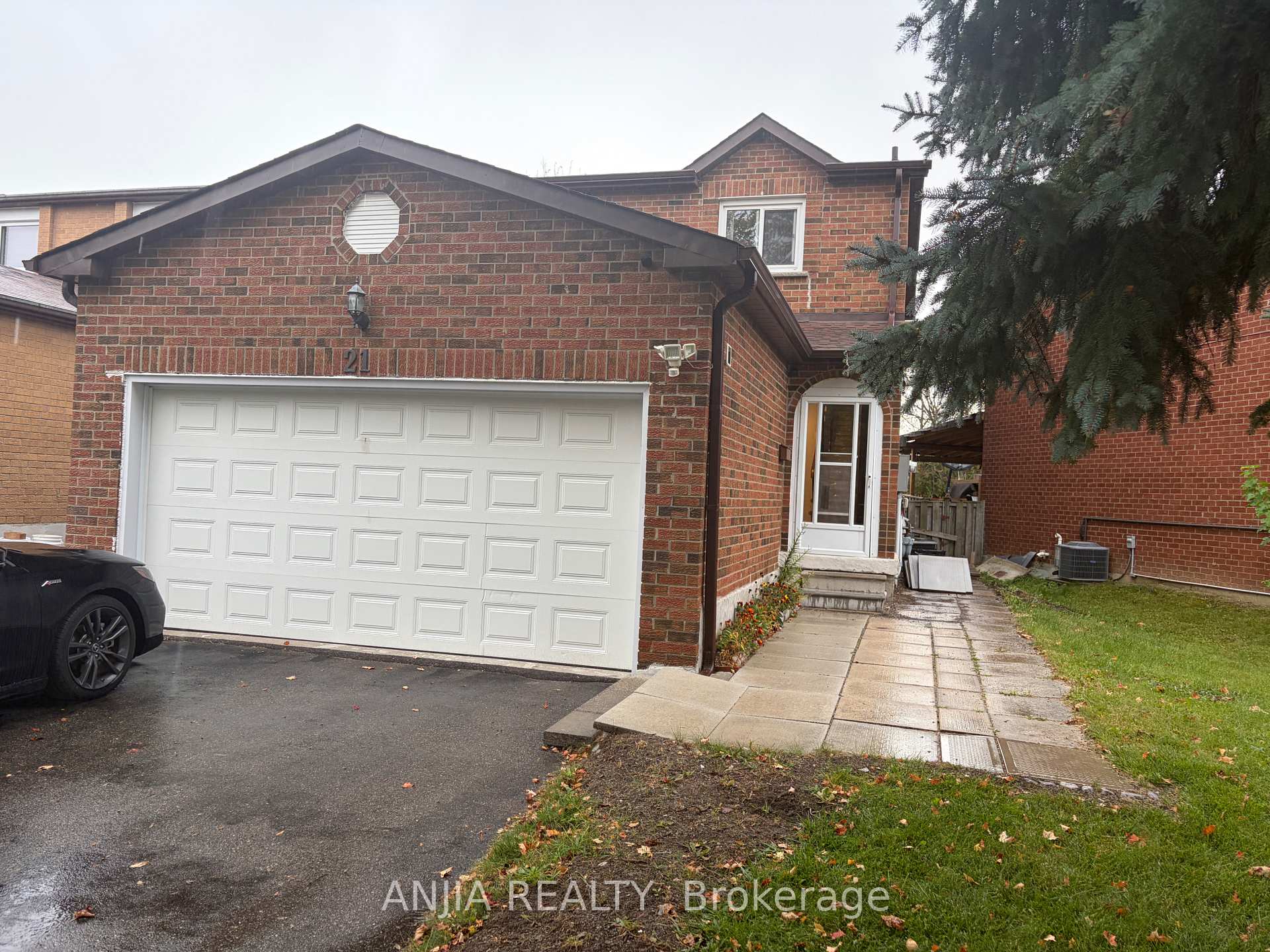 Photo 2 of 21 Tangmere Crescent, Markham, Milliken Mills East — HOMEH