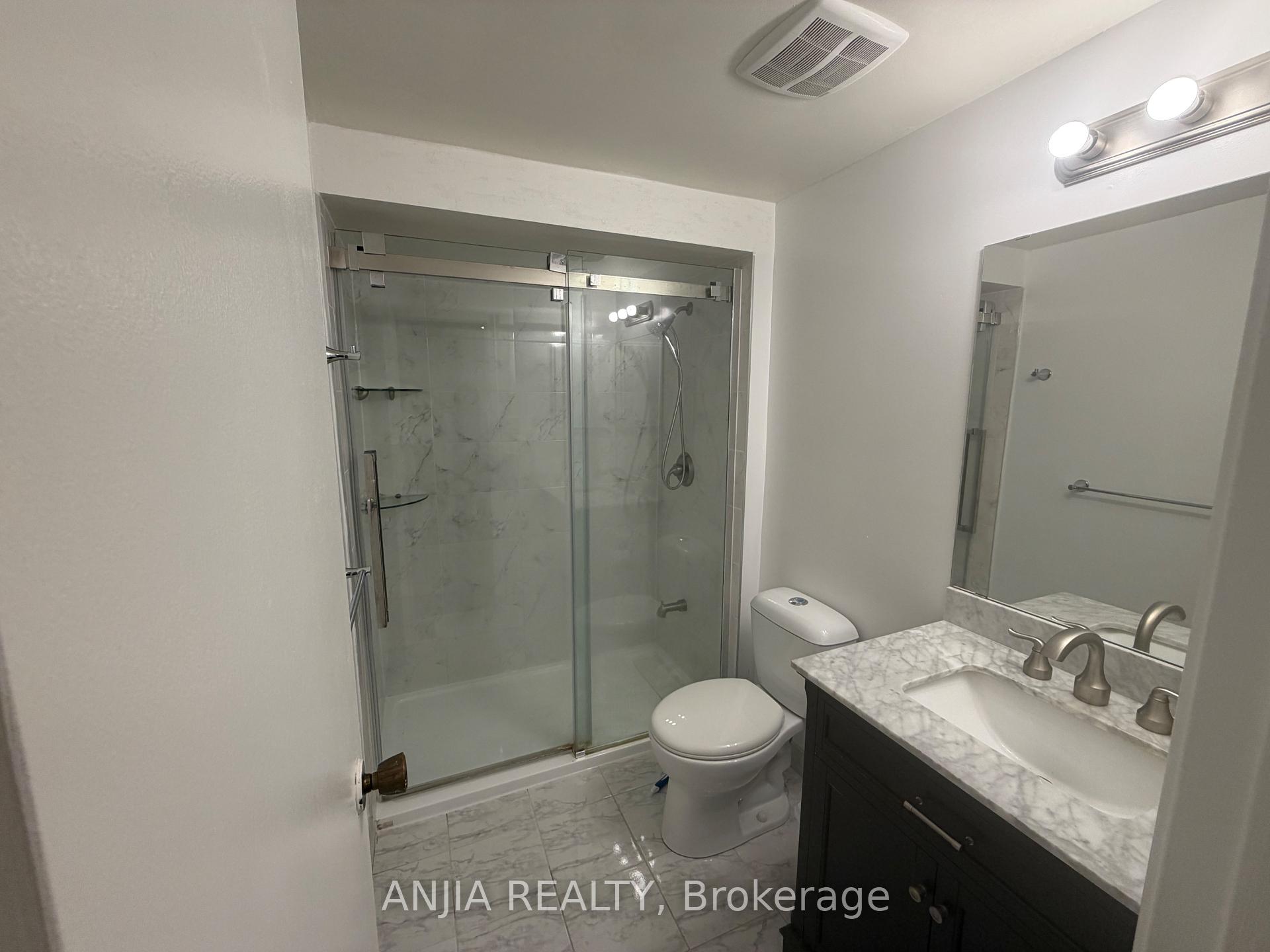 Photo 20 of 21 Tangmere Crescent, Markham, Milliken Mills East — HOMEH