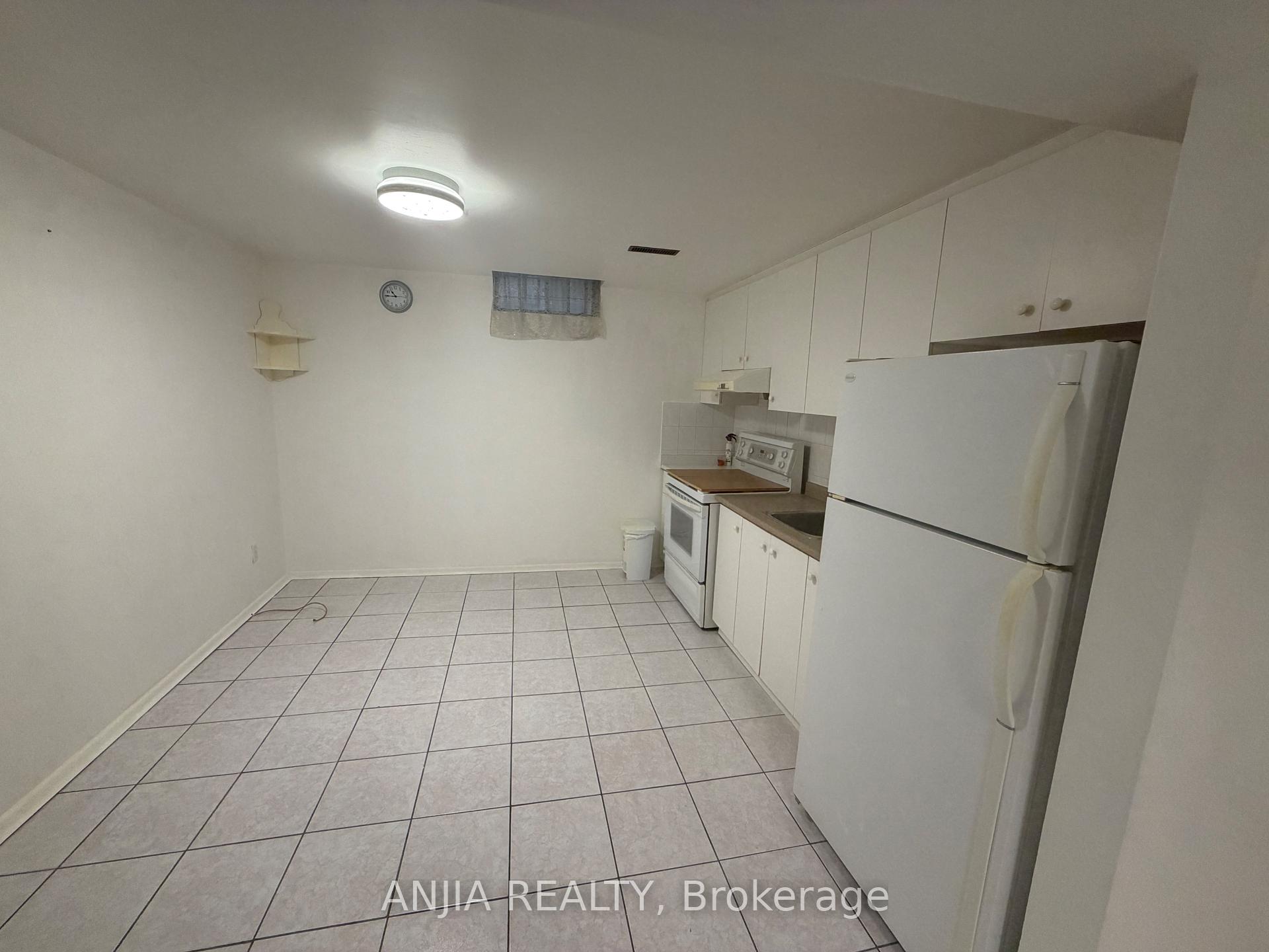 Photo 22 of 21 Tangmere Crescent, Markham, Milliken Mills East — HOMEH