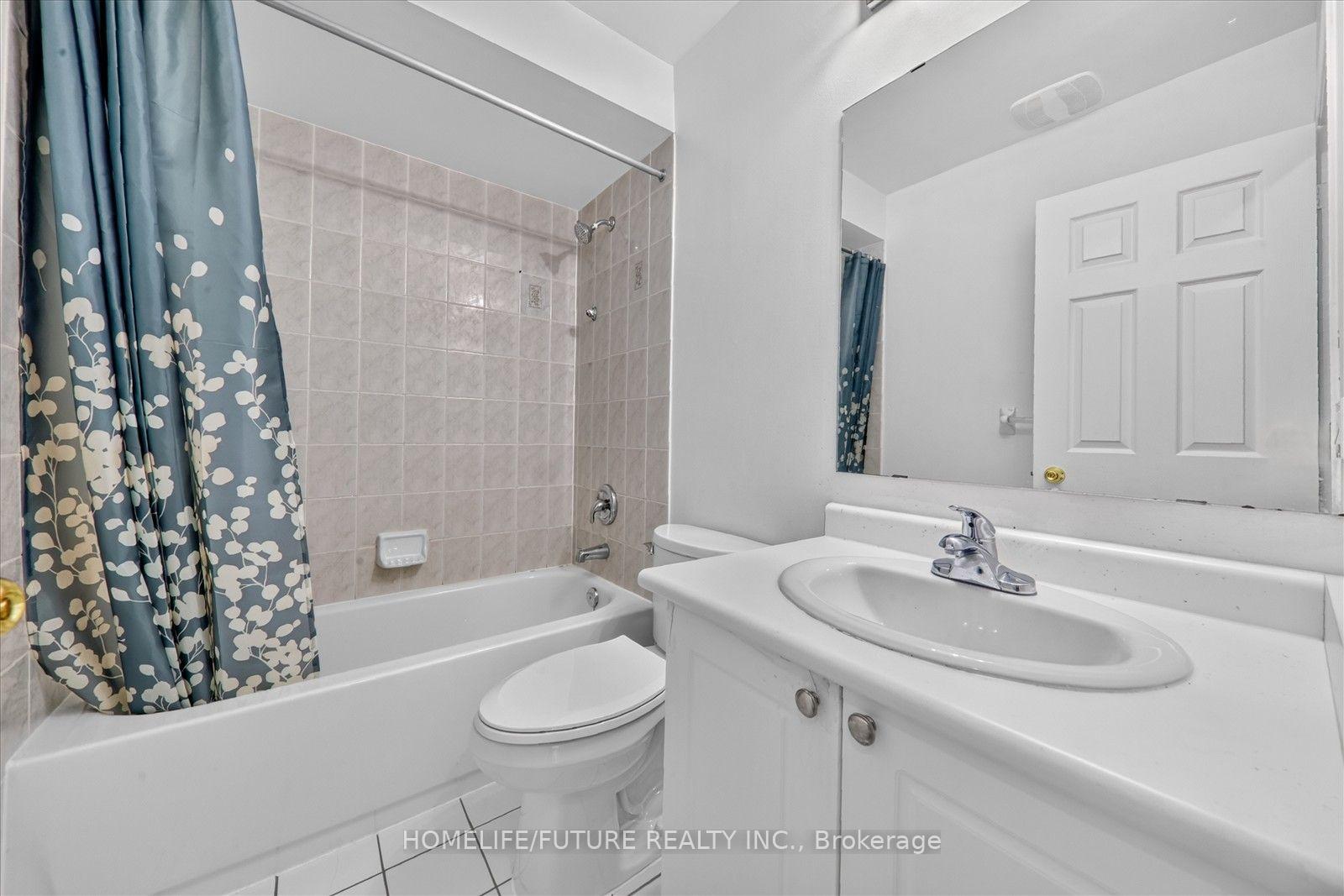 Photo 23 of 7236 Village Walk, Mississauga, Meadowvale Village — HOMEH