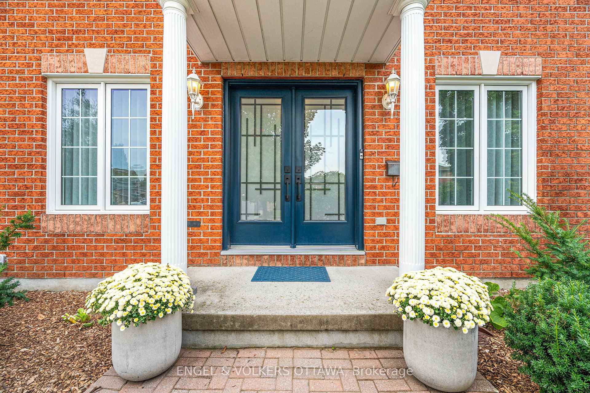 Photo 3 of 6 Holly Ridge, Ottawa, Stittsville (Central) — HOMEH