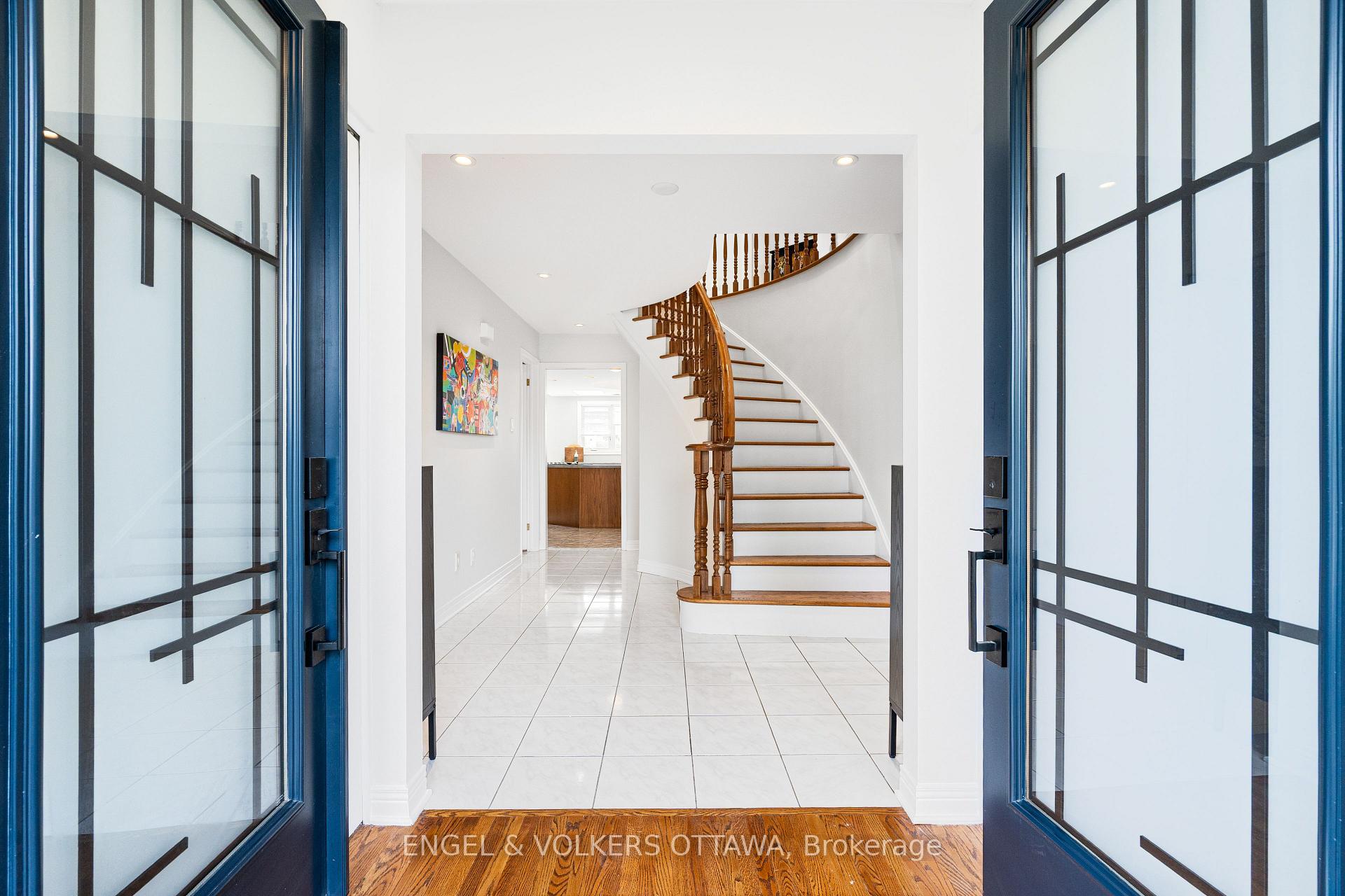 Photo 4 of 6 Holly Ridge, Ottawa, Stittsville (Central) — HOMEH