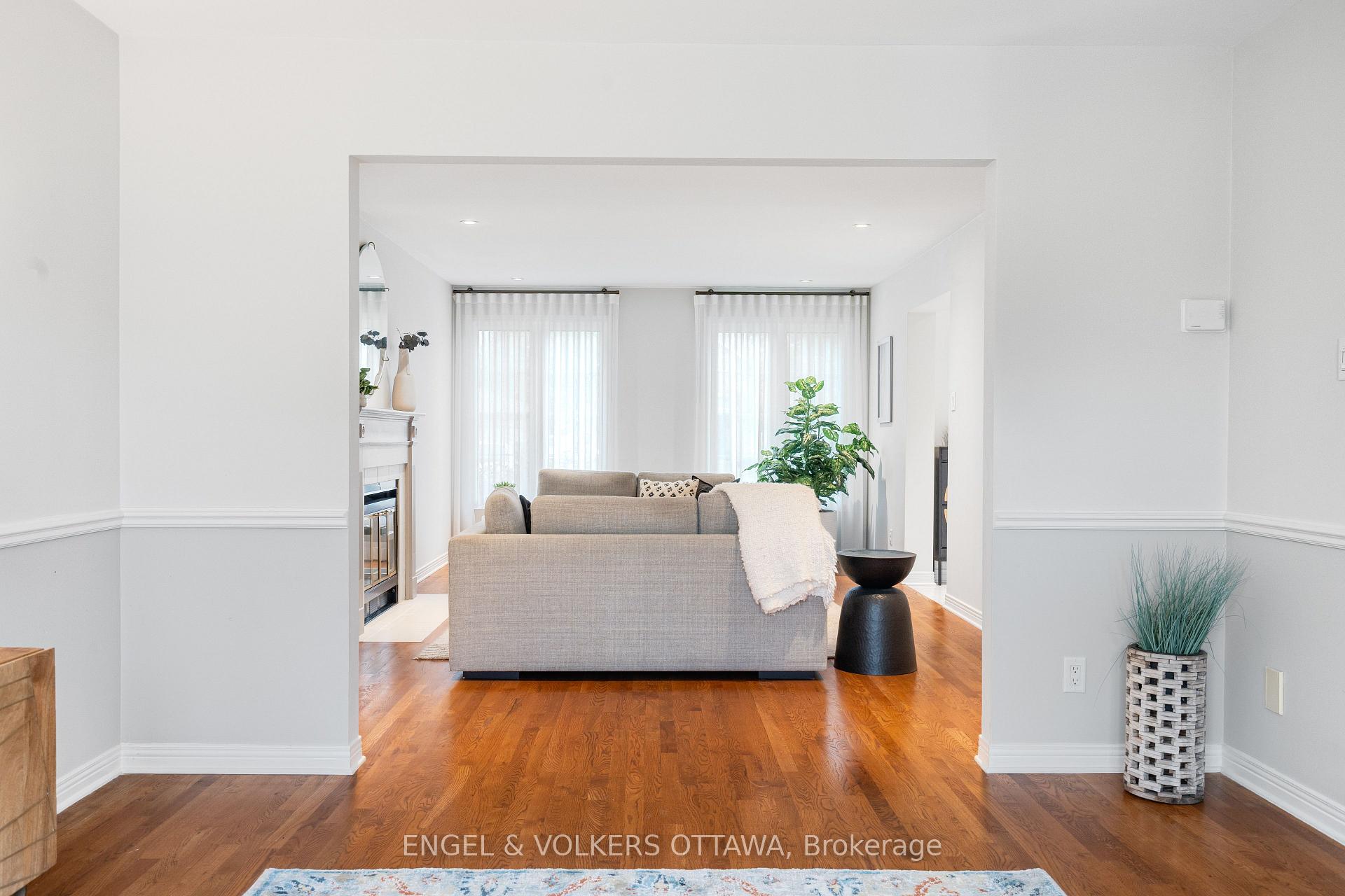 Photo 10 of 6 Holly Ridge, Ottawa, Stittsville (Central) — HOMEH