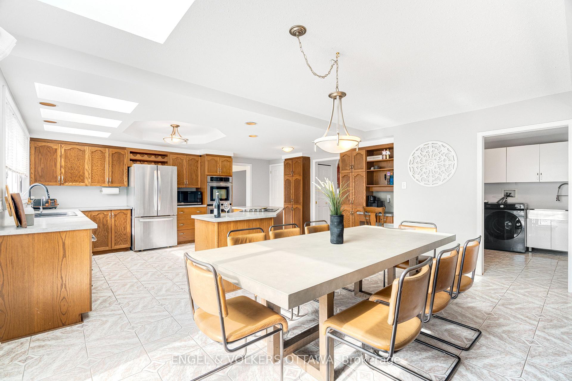 Photo 16 of 6 Holly Ridge, Ottawa, Stittsville (Central) — HOMEH