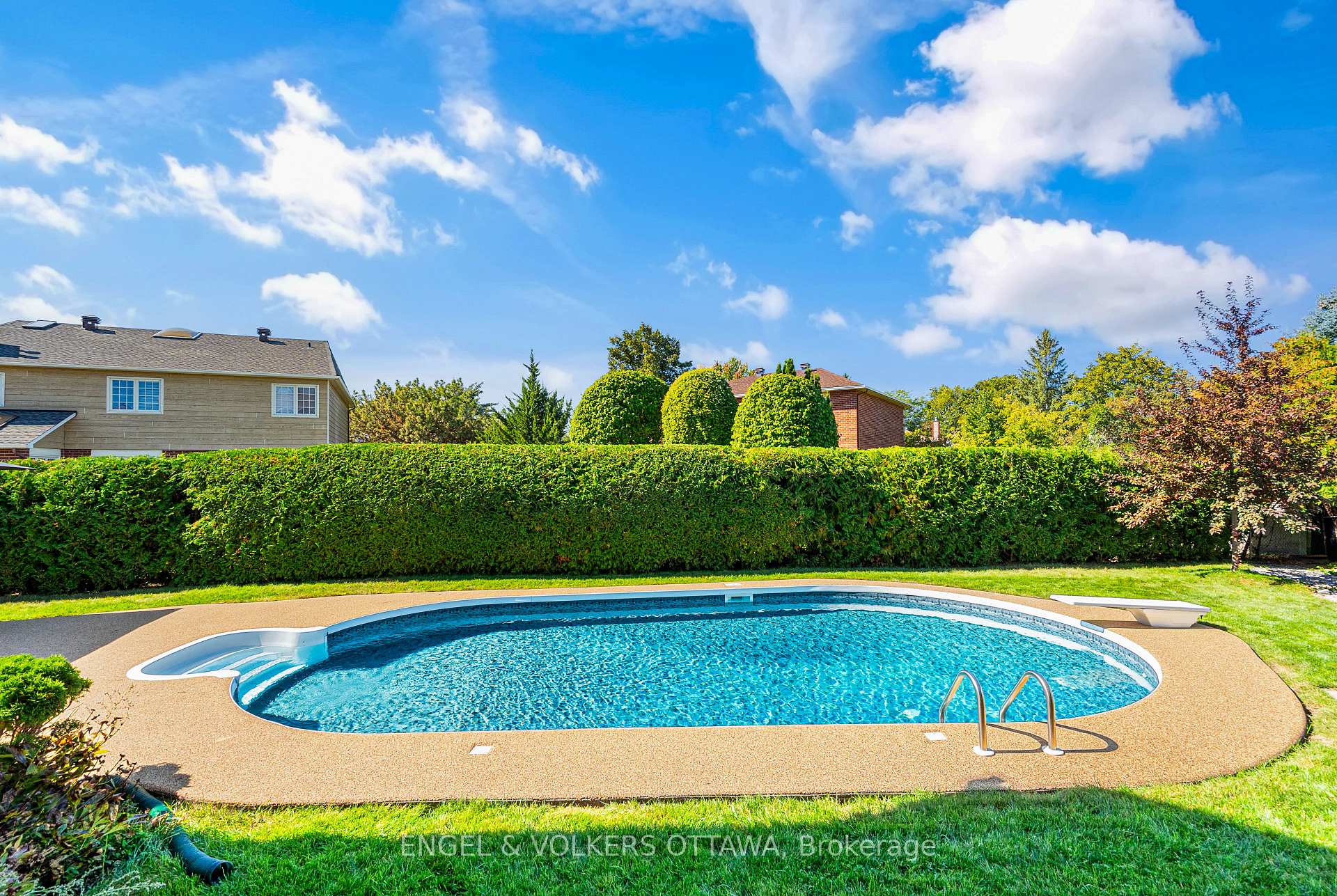 Photo 45 of 6 Holly Ridge, Ottawa, Stittsville (Central) — HOMEH