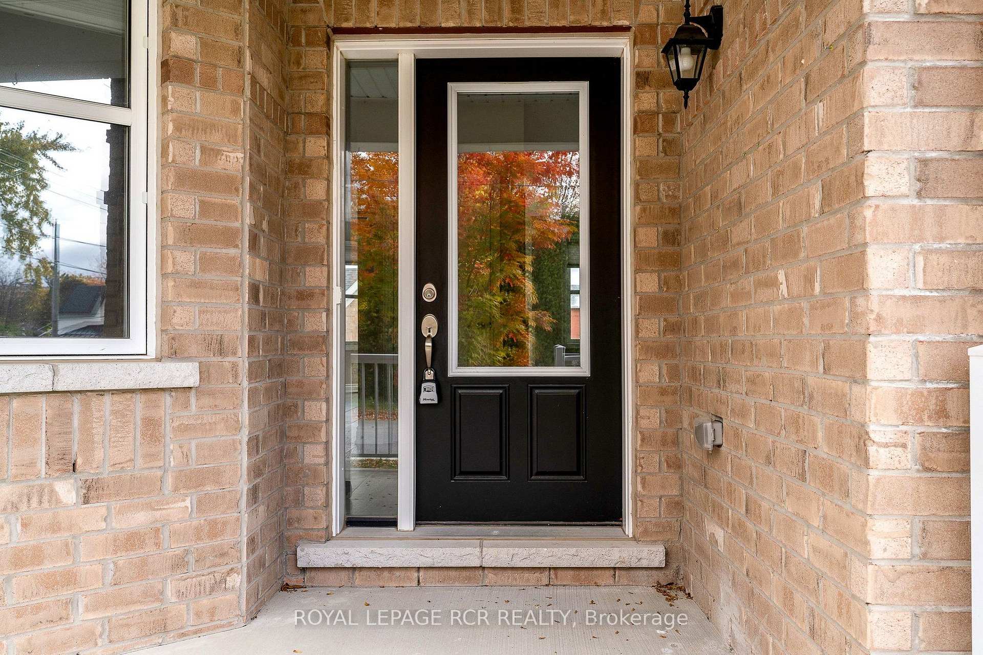 Photo 5 of 213 Mary Street, Clearview, Creemore — HOMEH