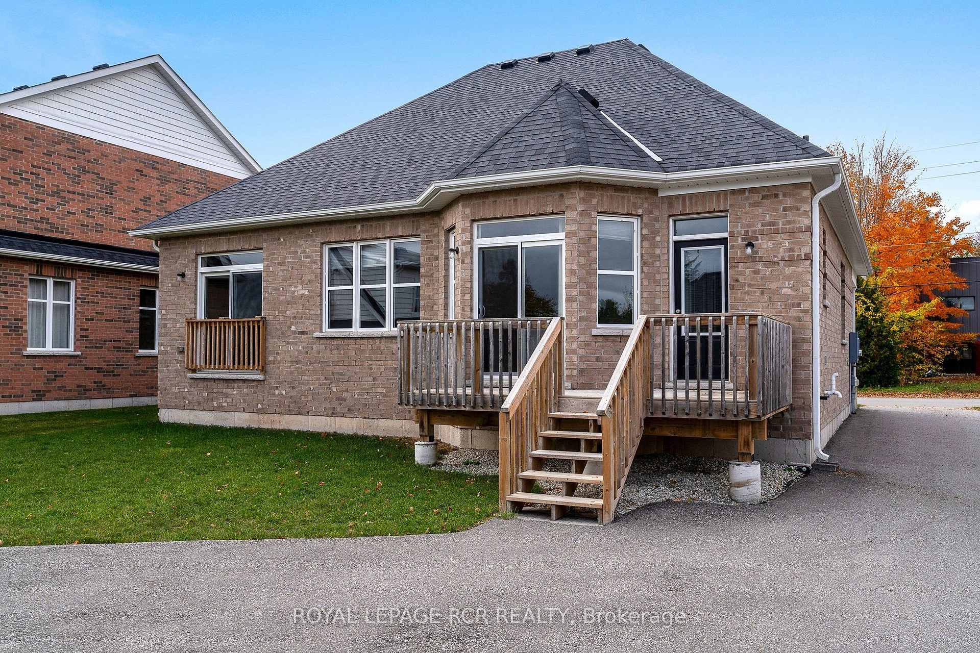 Photo 8 of 213 Mary Street, Clearview, Creemore — HOMEH