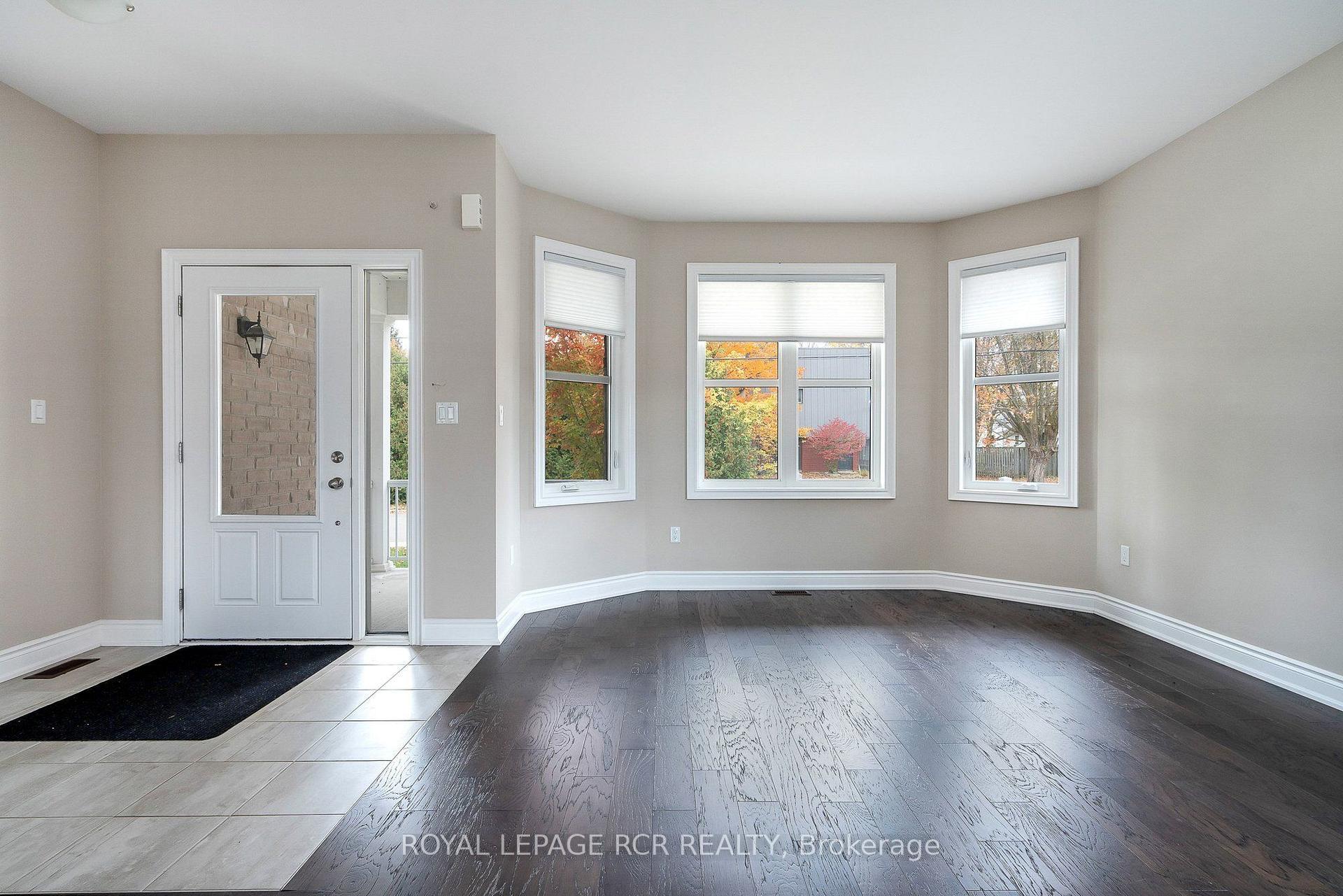 Photo 12 of 213 Mary Street, Clearview, Creemore — HOMEH