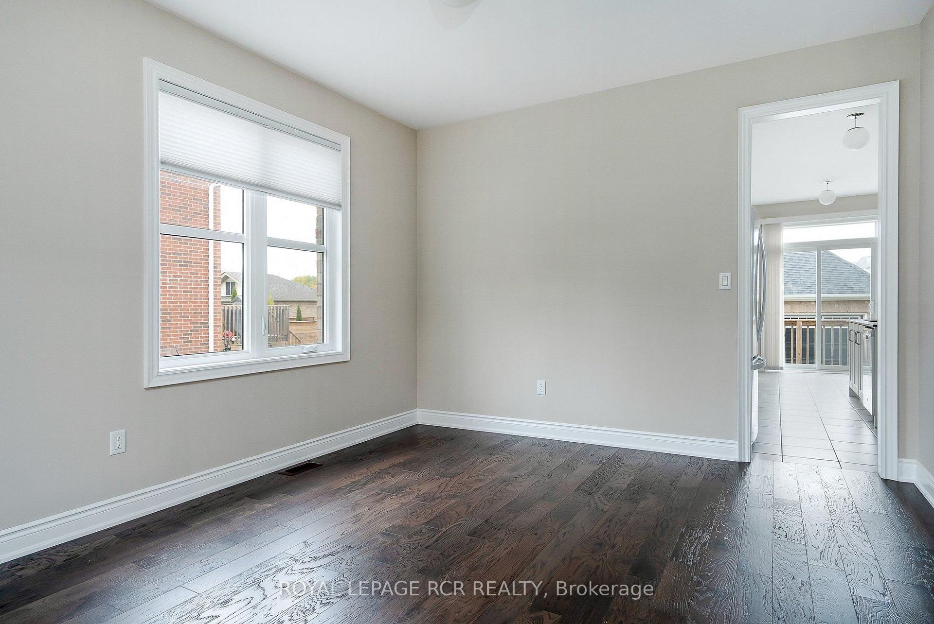 Photo 15 of 213 Mary Street, Clearview, Creemore — HOMEH