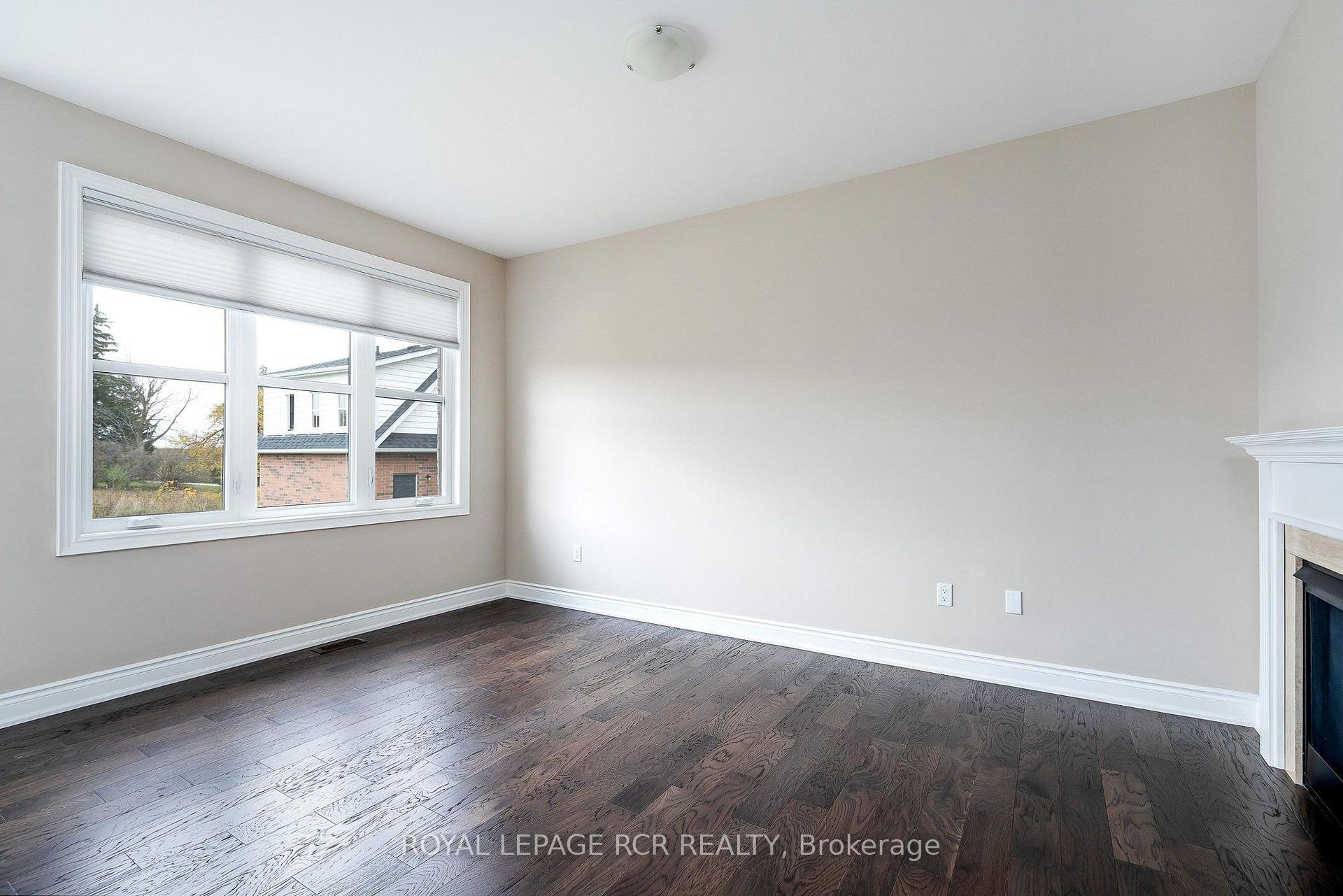 Photo 17 of 213 Mary Street, Clearview, Creemore — HOMEH