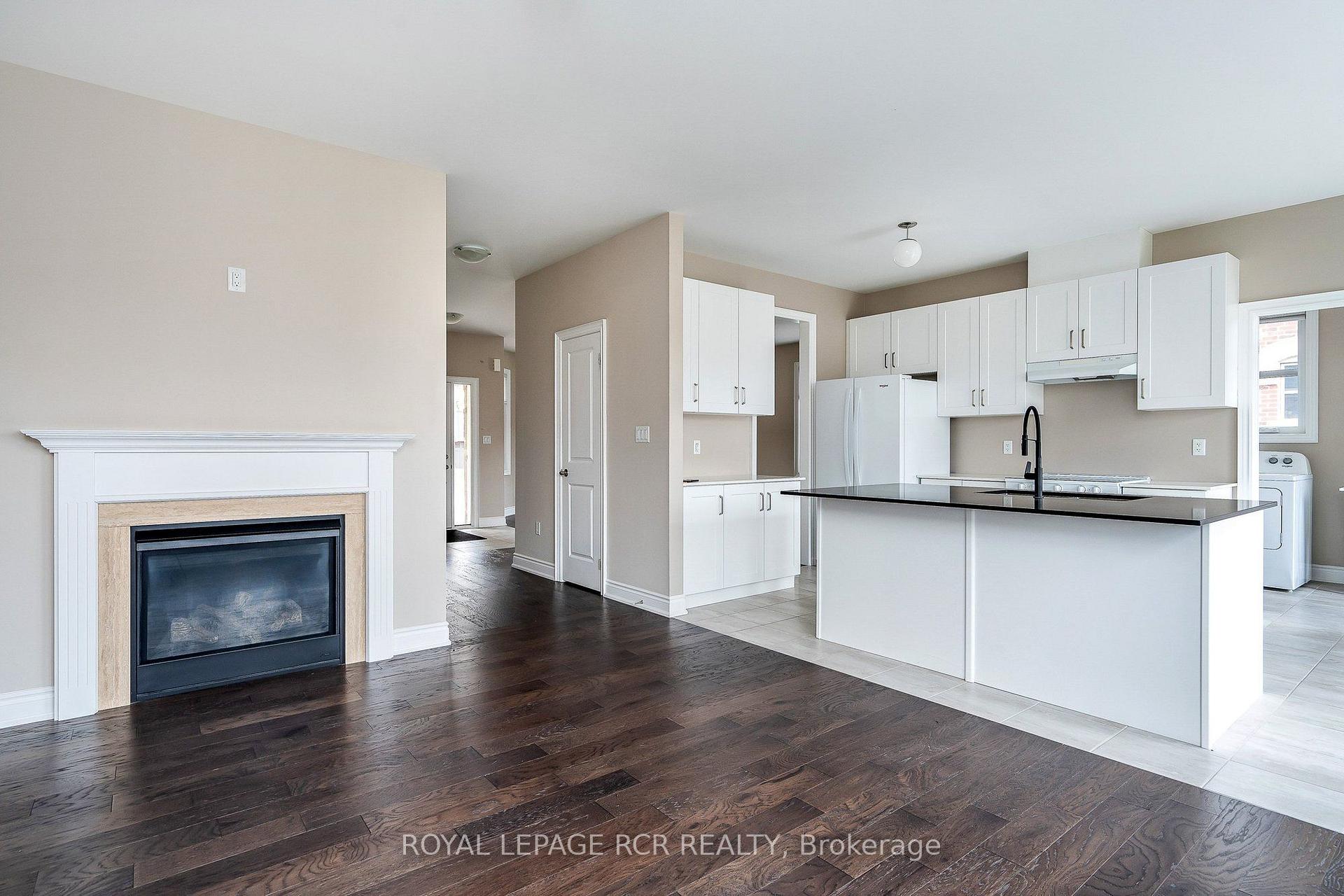 Photo 19 of 213 Mary Street, Clearview, Creemore — HOMEH