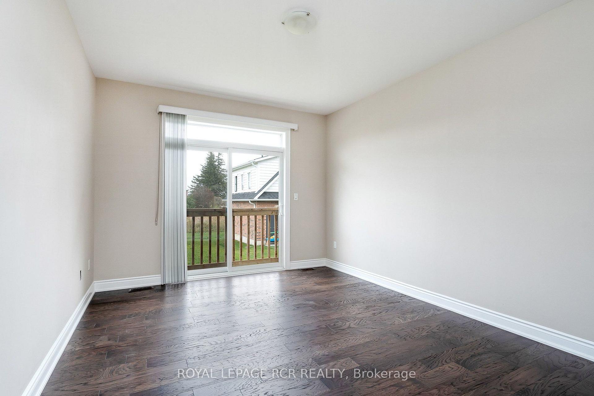 Photo 30 of 213 Mary Street, Clearview, Creemore — HOMEH