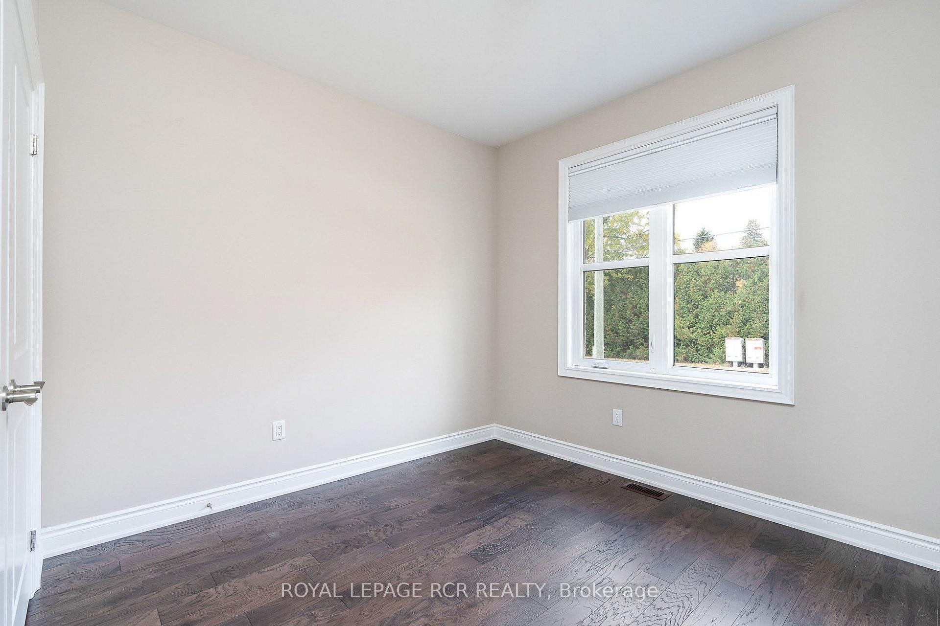 Photo 34 of 213 Mary Street, Clearview, Creemore — HOMEH