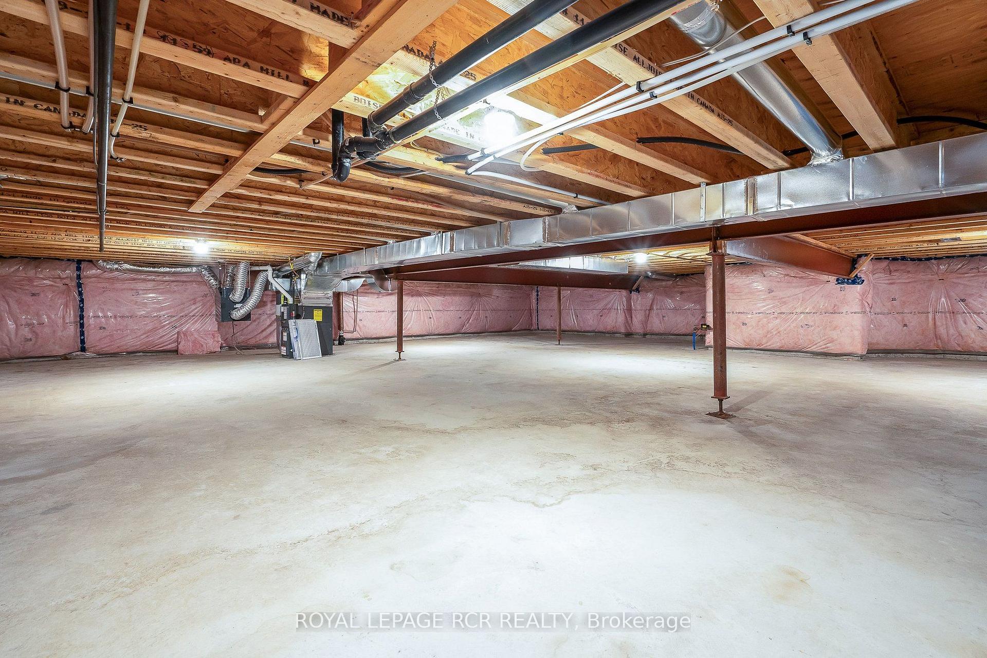 Photo 38 of 213 Mary Street, Clearview, Creemore — HOMEH