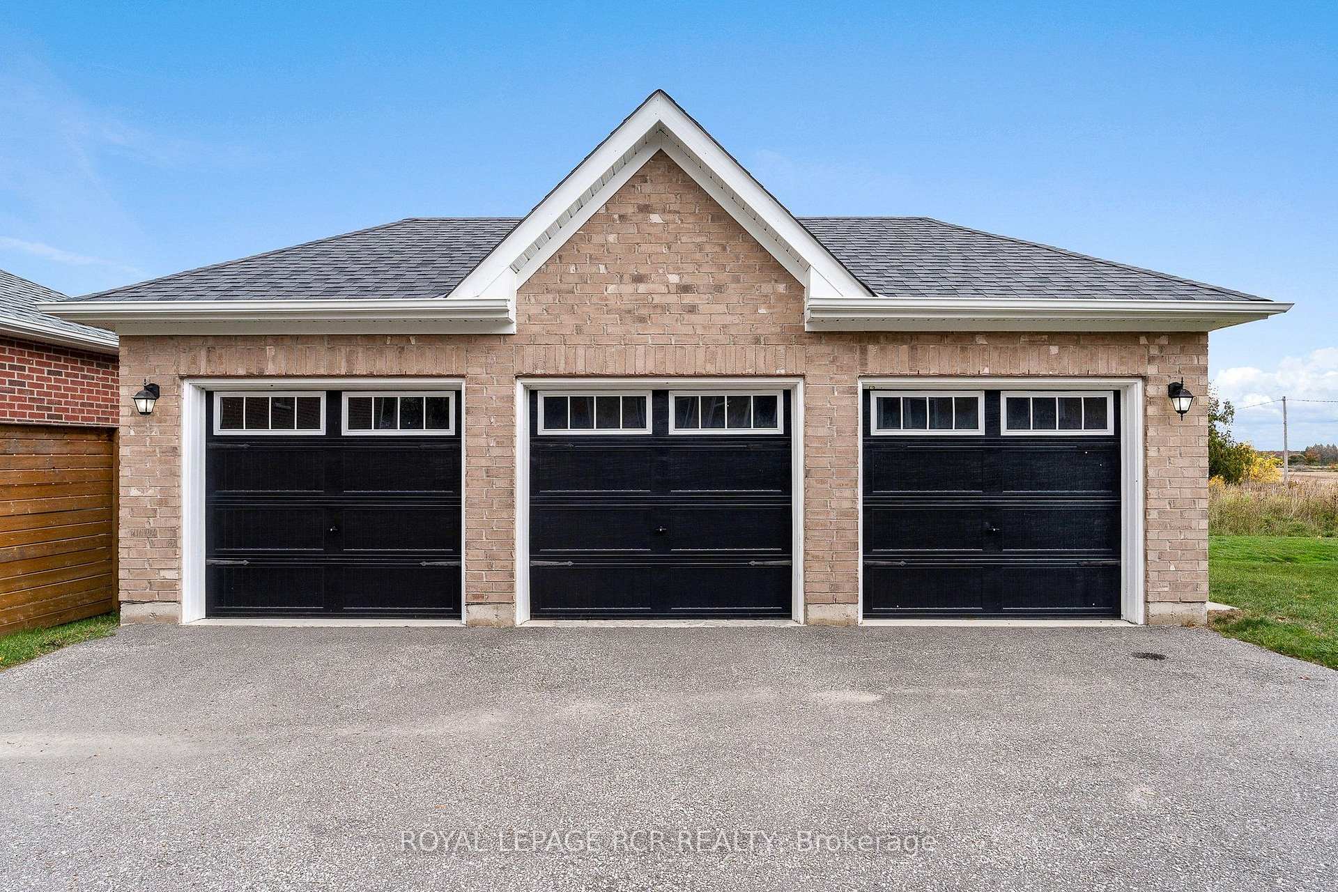 Photo 41 of 213 Mary Street, Clearview, Creemore — HOMEH