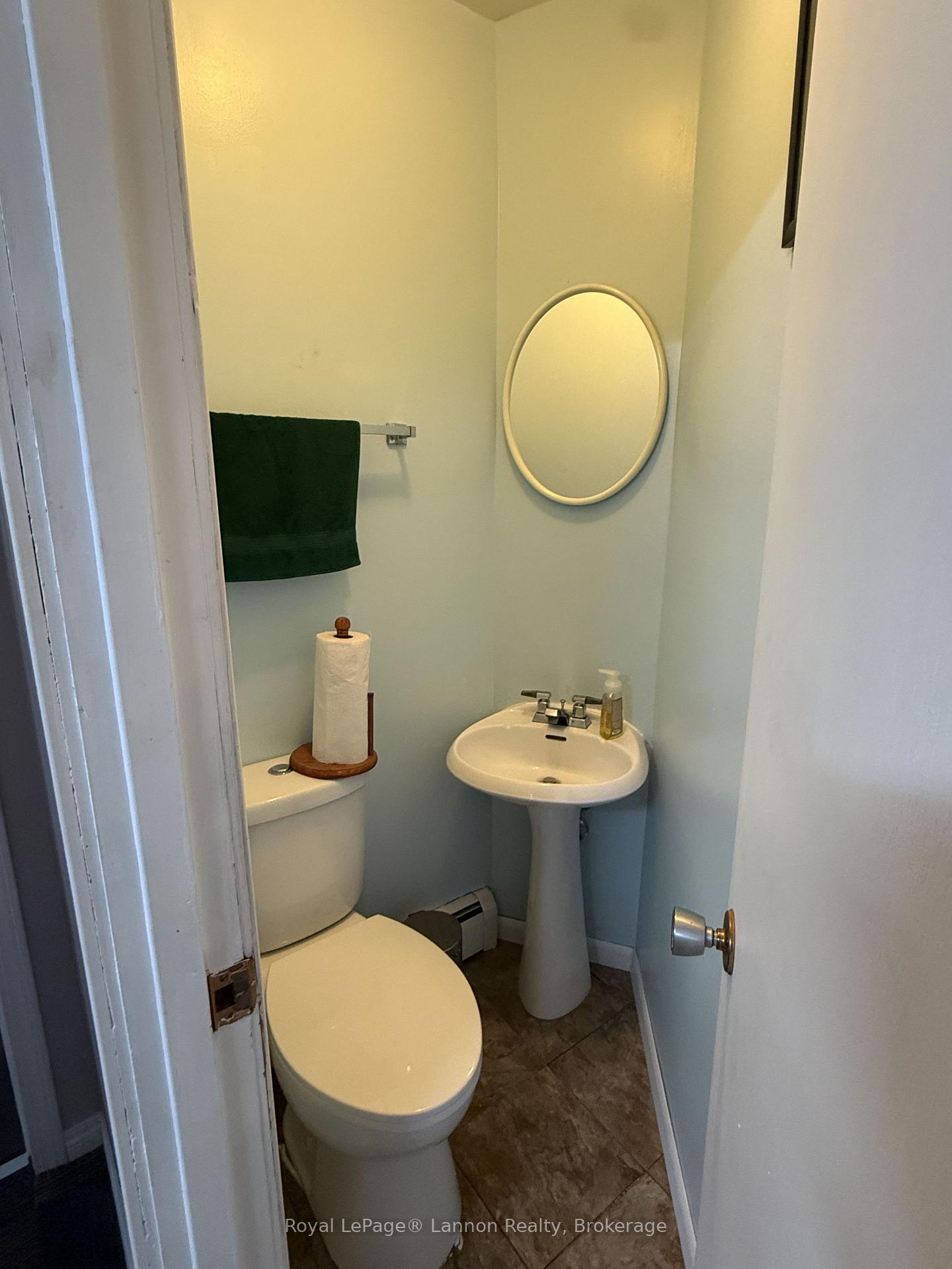 Photo 18 of 24 First Avenue, Sioux Lookout — HOMEH