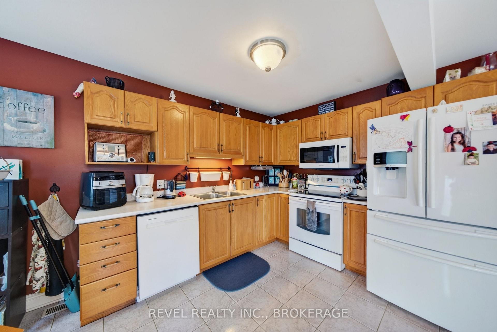 Photo 8 of 4682 Latimer Road, Frontenac, Frontenac South — HOMEH