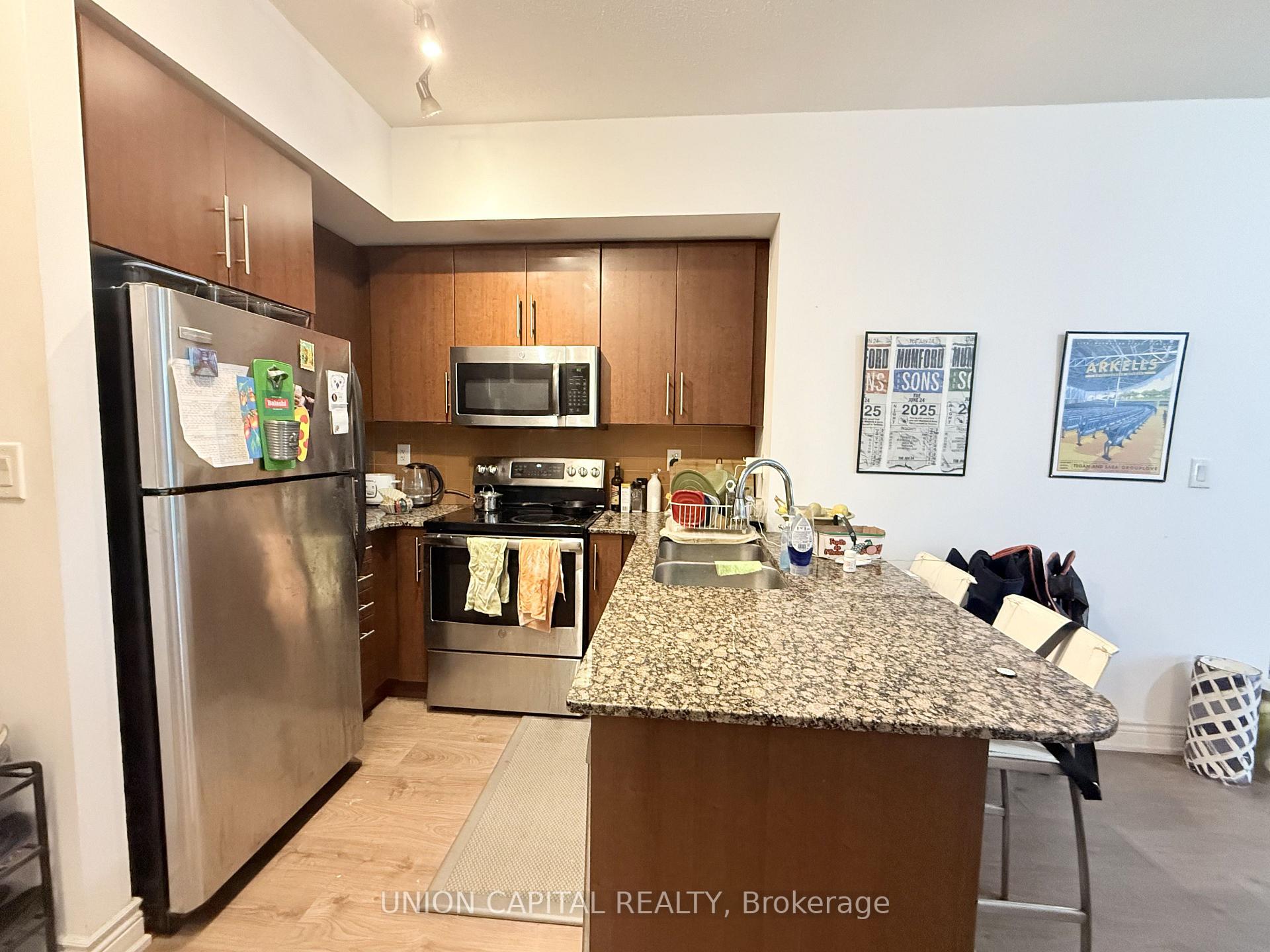 Photo 4 of Unit 1402, 65 Bremner Boulevard, Toronto, Waterfront Communities — HOMEH