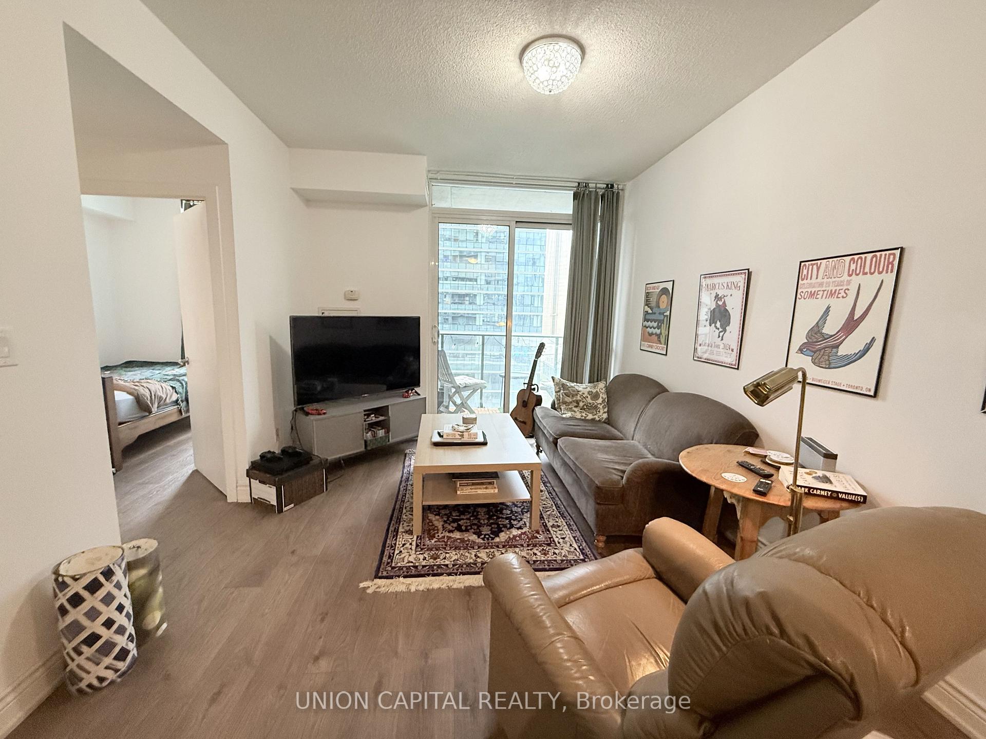 Photo 5 of Unit 1402, 65 Bremner Boulevard, Toronto, Waterfront Communities — HOMEH