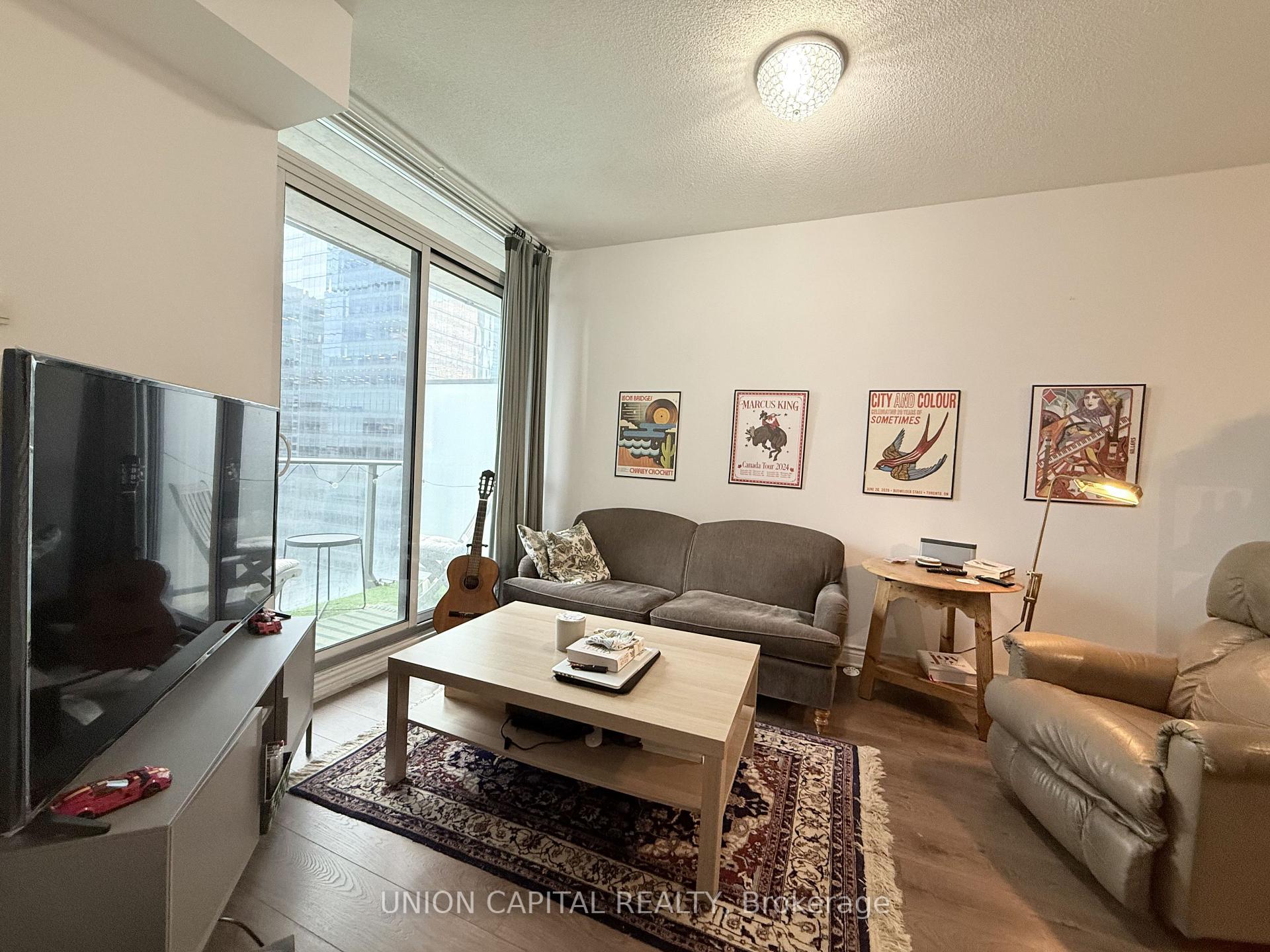 Photo 8 of Unit 1402, 65 Bremner Boulevard, Toronto, Waterfront Communities — HOMEH