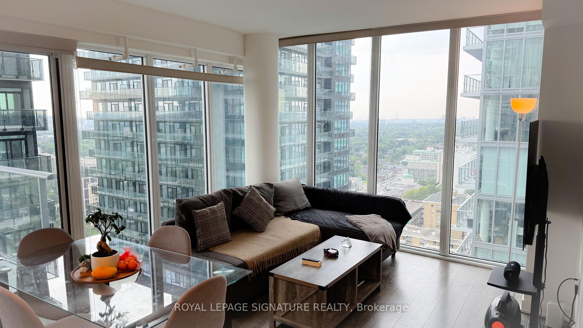 Photo 3 of Unit 3004, 99 Broadway Avenue, Toronto, Mount Pleasant West — HOMEH