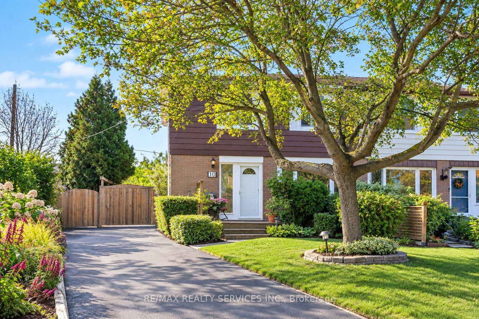 Photo of 10 Danesbury Crescent