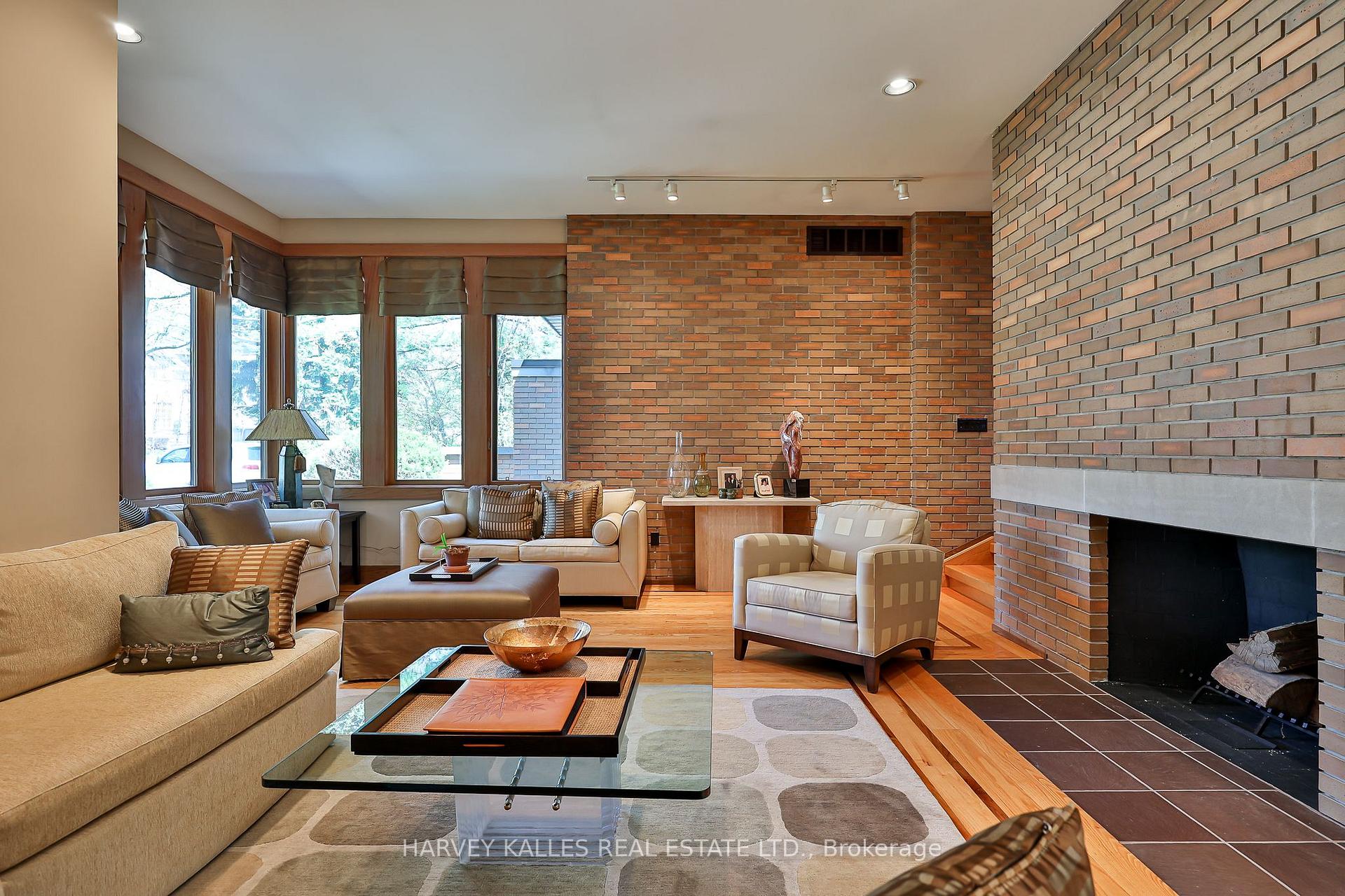 Photo 7 of 223 Hillhurst Boulevard, Toronto, Bedford Park-Nortown — HOMEH