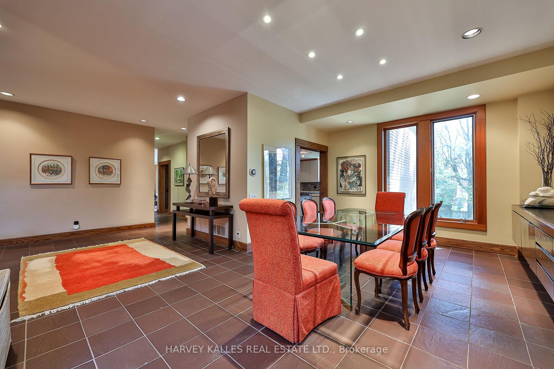 Photo 12 of 223 Hillhurst Boulevard, Toronto, Bedford Park-Nortown — HOMEH