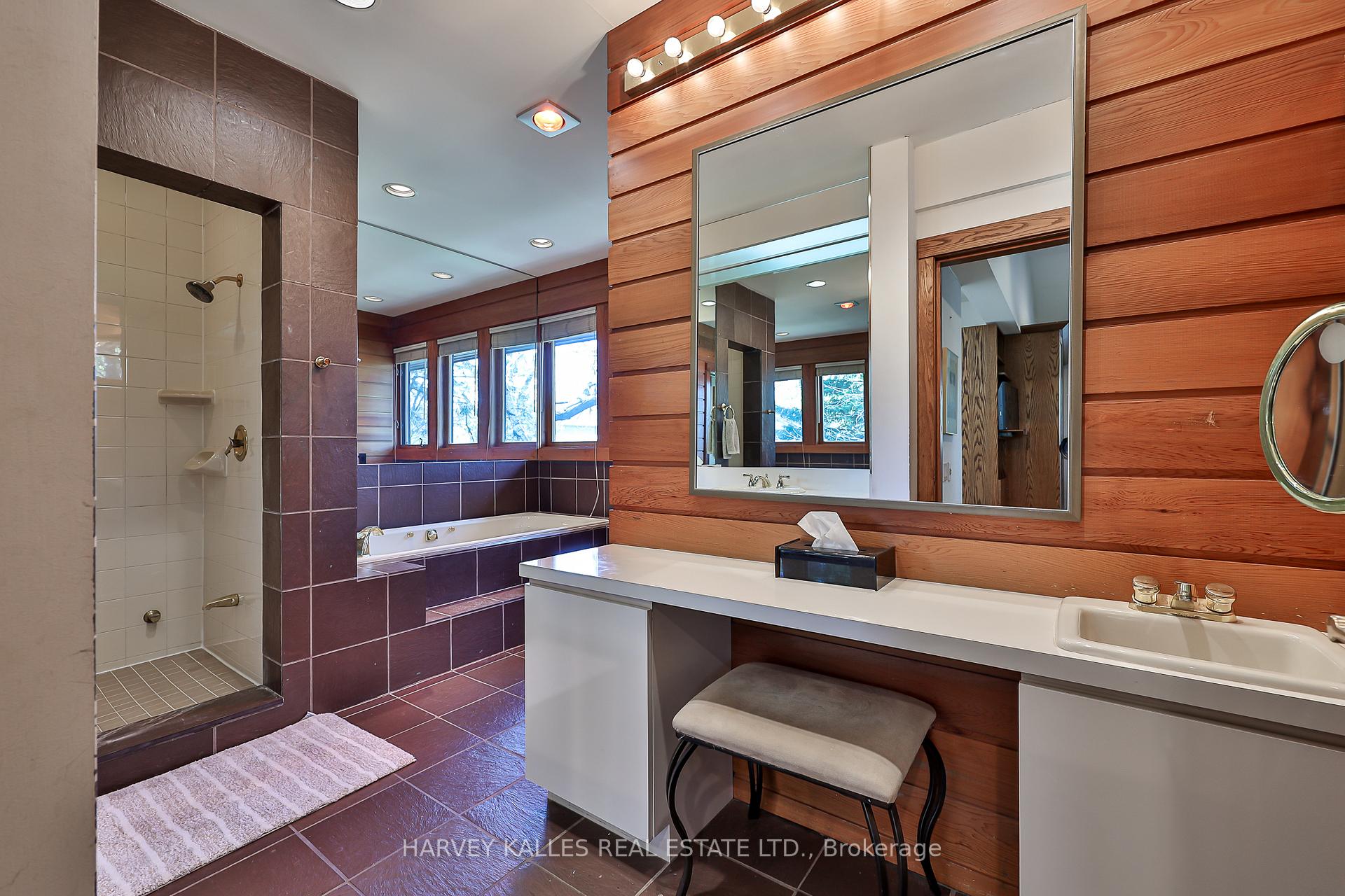 Photo 21 of 223 Hillhurst Boulevard, Toronto, Bedford Park-Nortown — HOMEH