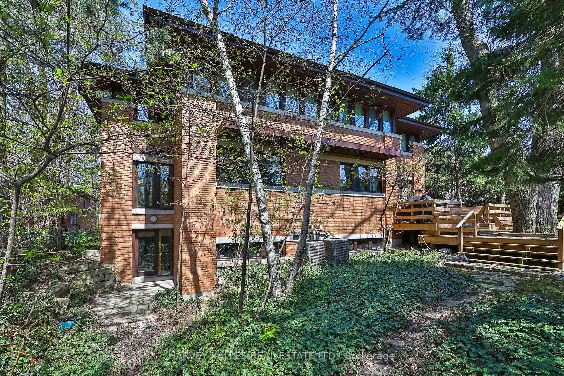 Photo 35 of 223 Hillhurst Boulevard, Toronto, Bedford Park-Nortown — HOMEH