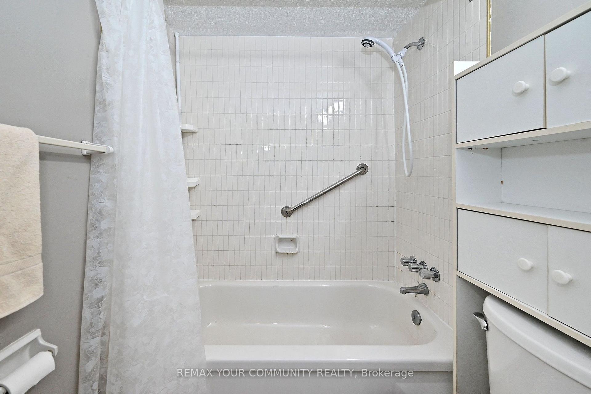 Photo 18 of Unit 2602, 5 Massey Square, Toronto, Crescent Town — HOMEH