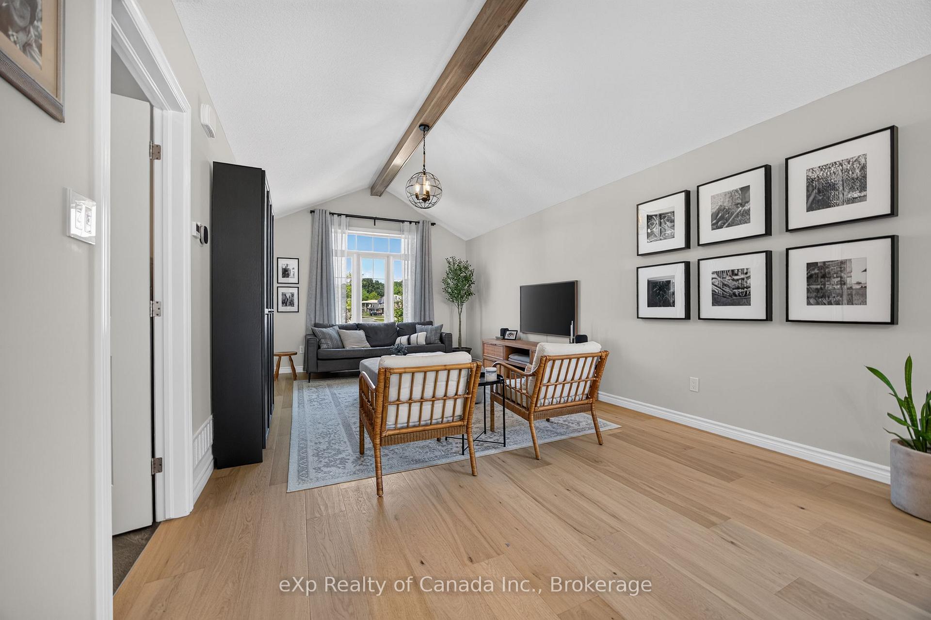 Photo 14 of 23 Evylean Court, St. Thomas — HOMEH