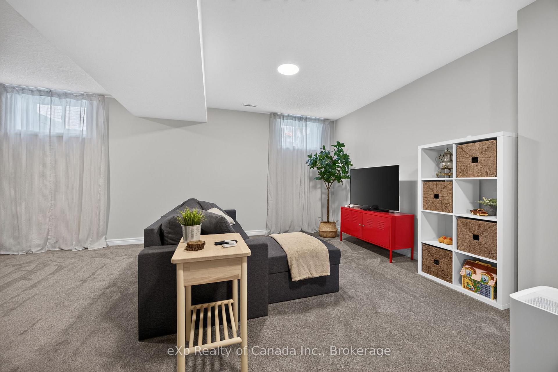 Photo 31 of 23 Evylean Court, St. Thomas — HOMEH