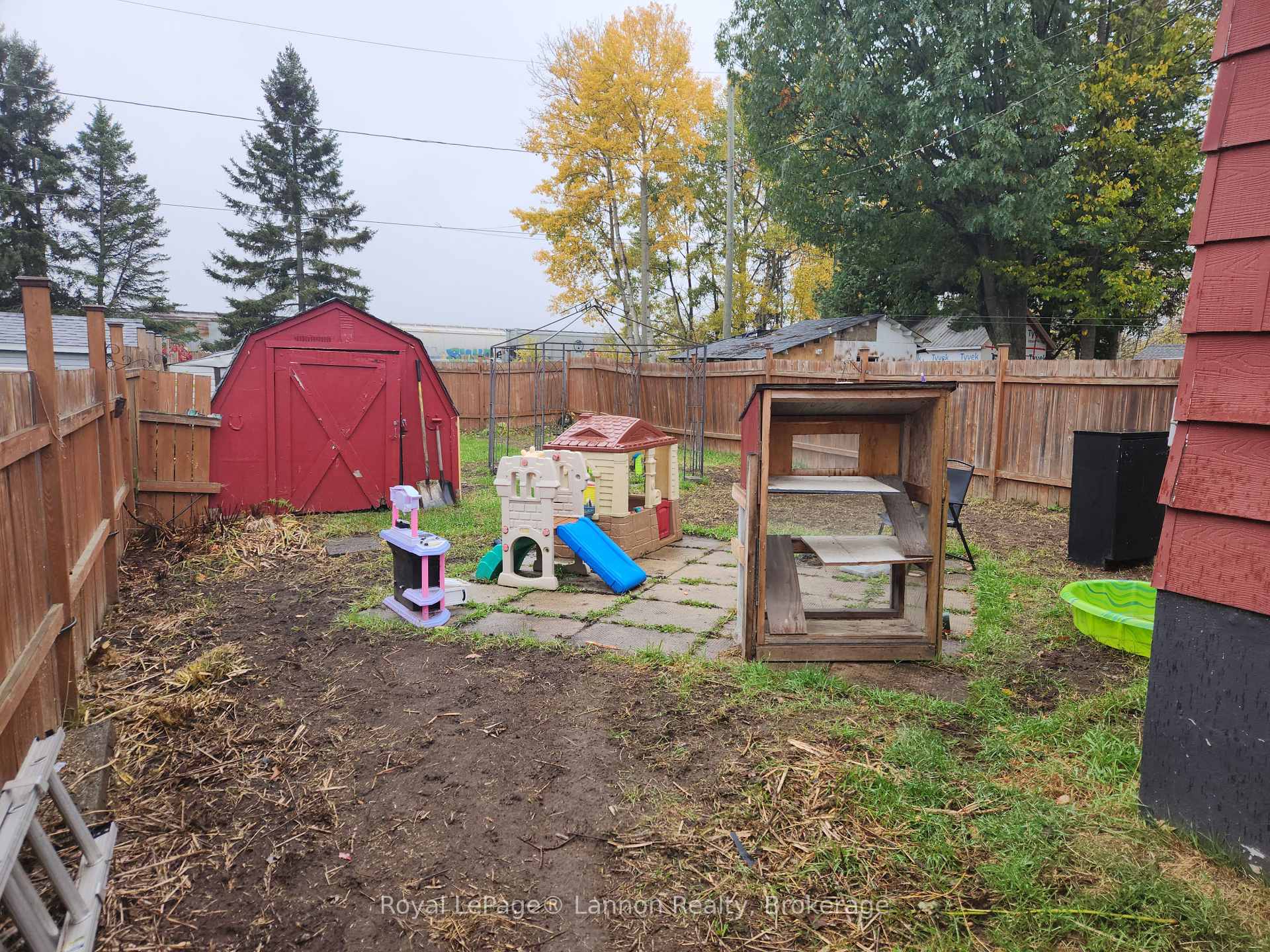 Photo 26 of 342 Amelia Street E, Thunder Bay, Westfort — HOMEH