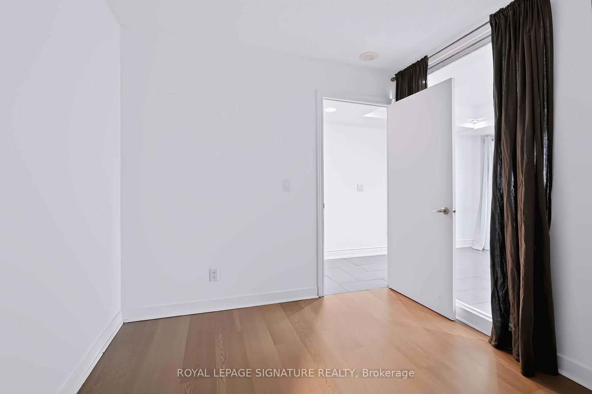 Photo 7 of Unit 2008, 155 Legion Road, Etobicoke, Mimico — HOMEH