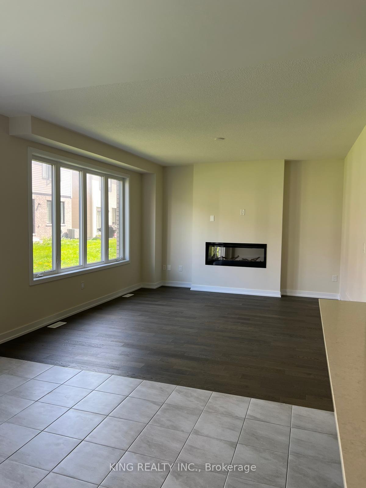 Photo 2 of 82 Sunflower Crescent, Thorold, Hurricane/Merrittville — HOMEH