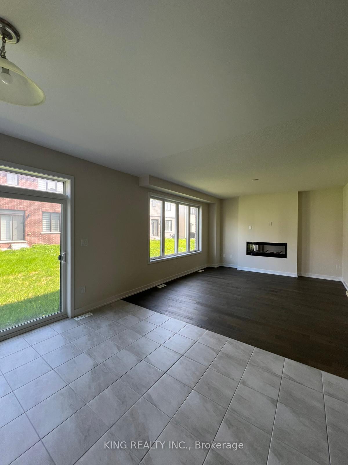 Photo 3 of 82 Sunflower Crescent, Thorold, Hurricane/Merrittville — HOMEH
