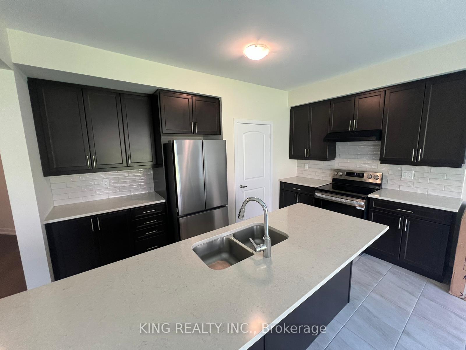 Photo 7 of 82 Sunflower Crescent, Thorold, Hurricane/Merrittville — HOMEH