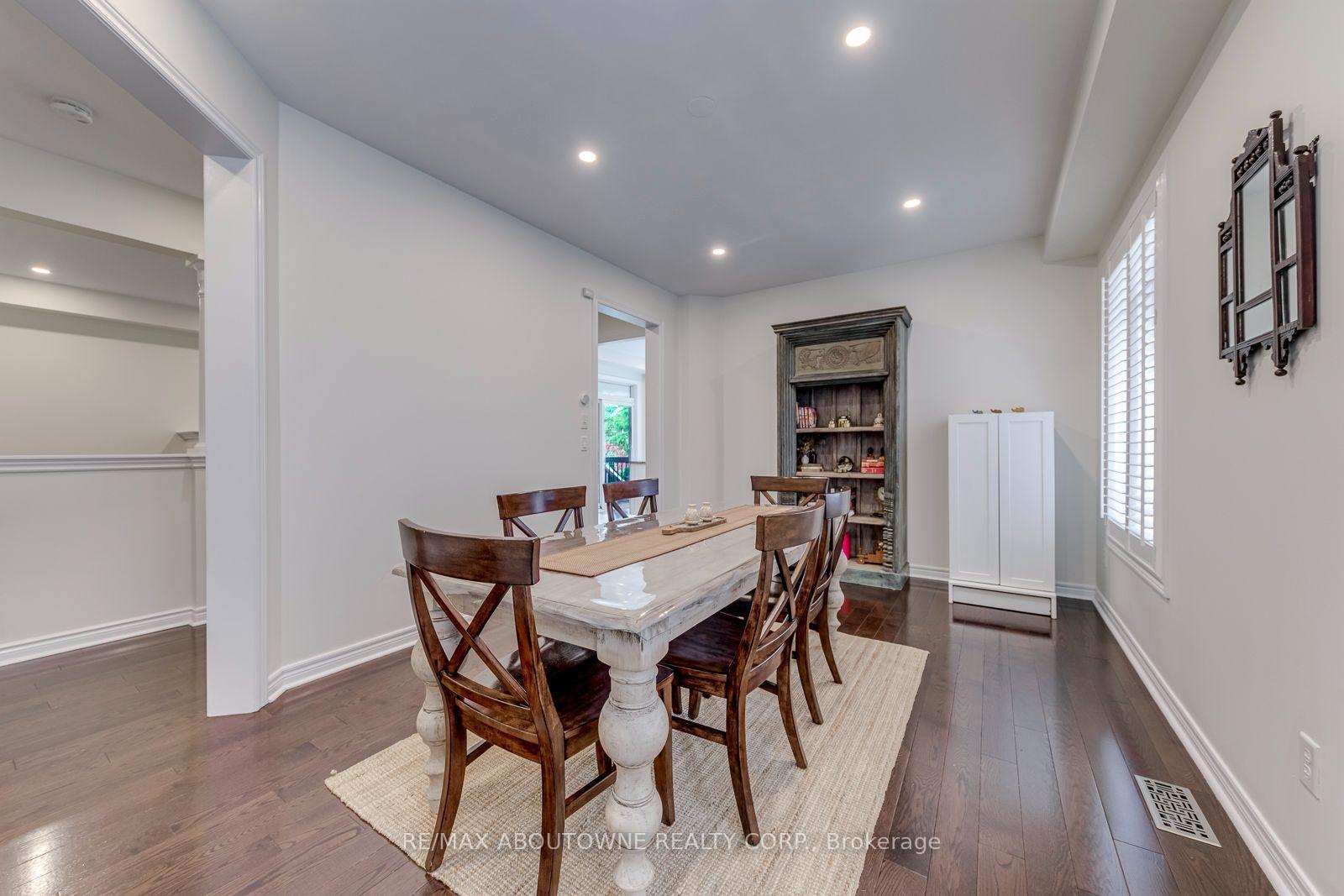 Photo 6 of 3234 Sharp Road, Burlington, Alton — HOMEH