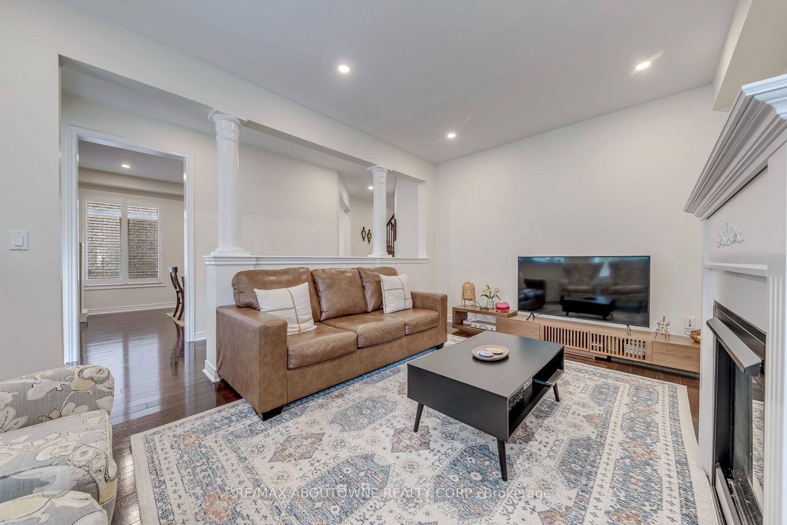 Photo 7 of 3234 Sharp Road, Burlington, Alton — HOMEH