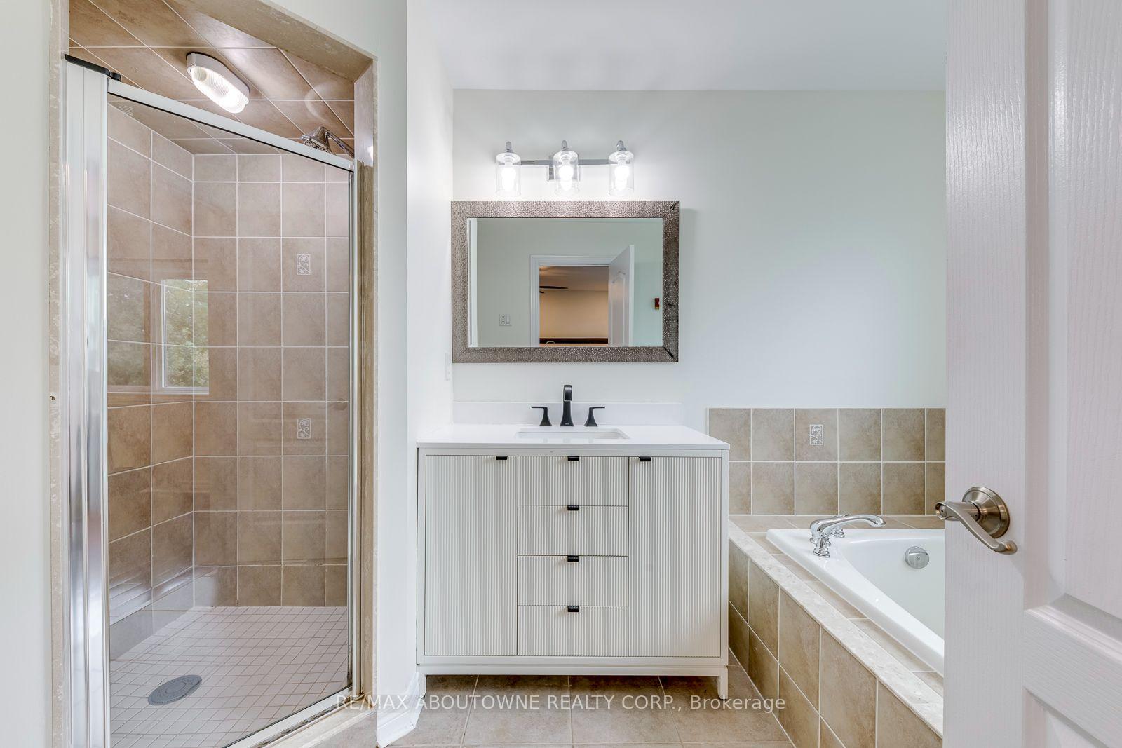 Photo 16 of 3234 Sharp Road, Burlington, Alton — HOMEH