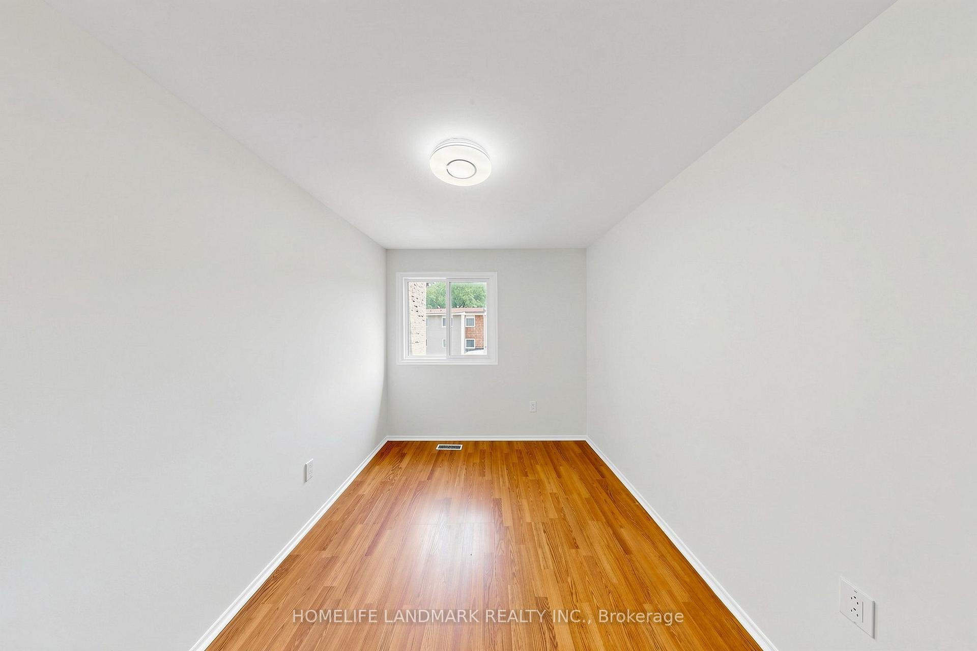 Photo 21 of 8 Rusty Crest Way, North York, Don Valley Village — HOMEH