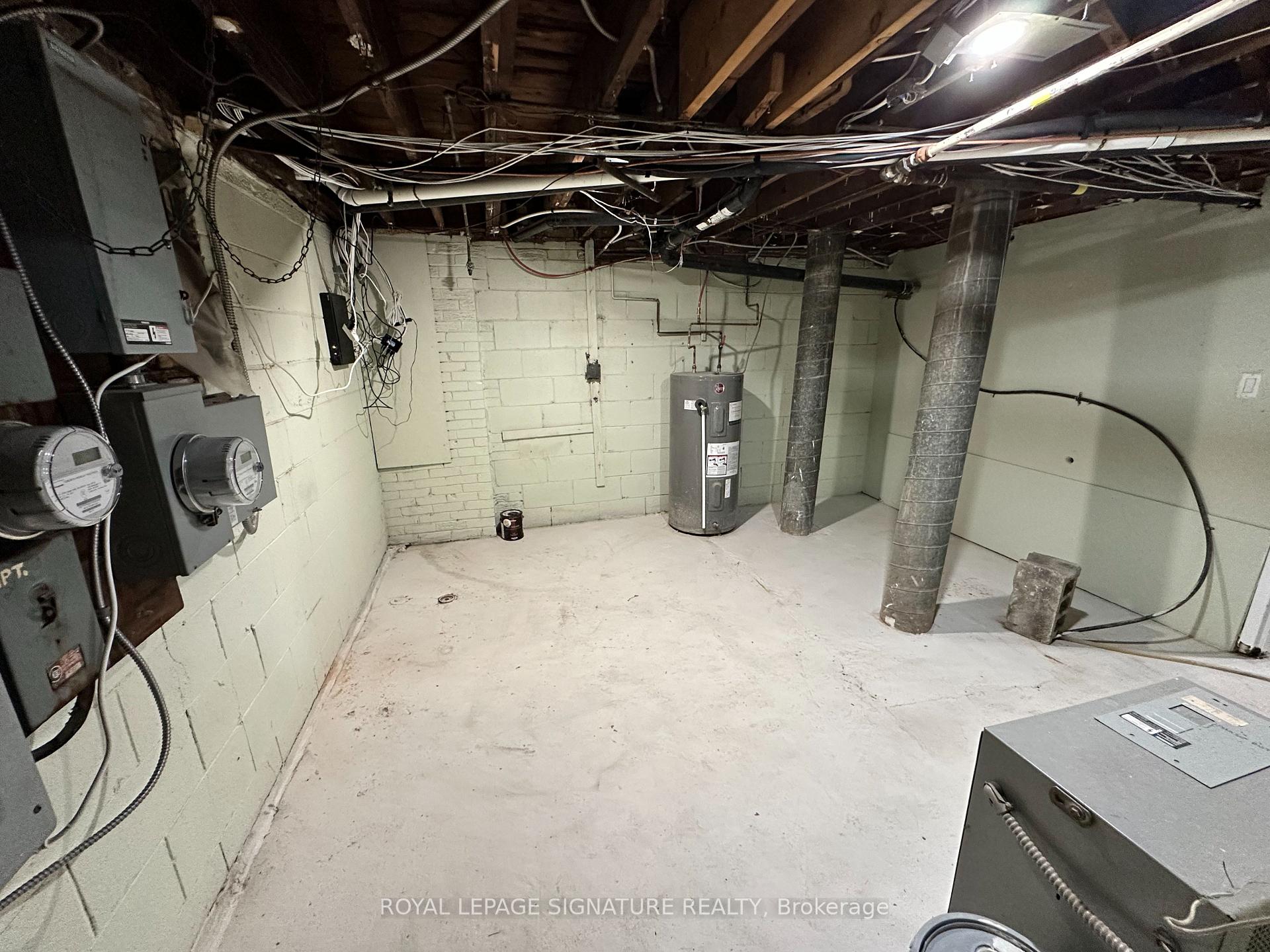 Photo 4 of 2890 Dufferin Street, North York, Yorkdale-Glen Park — HOMEH