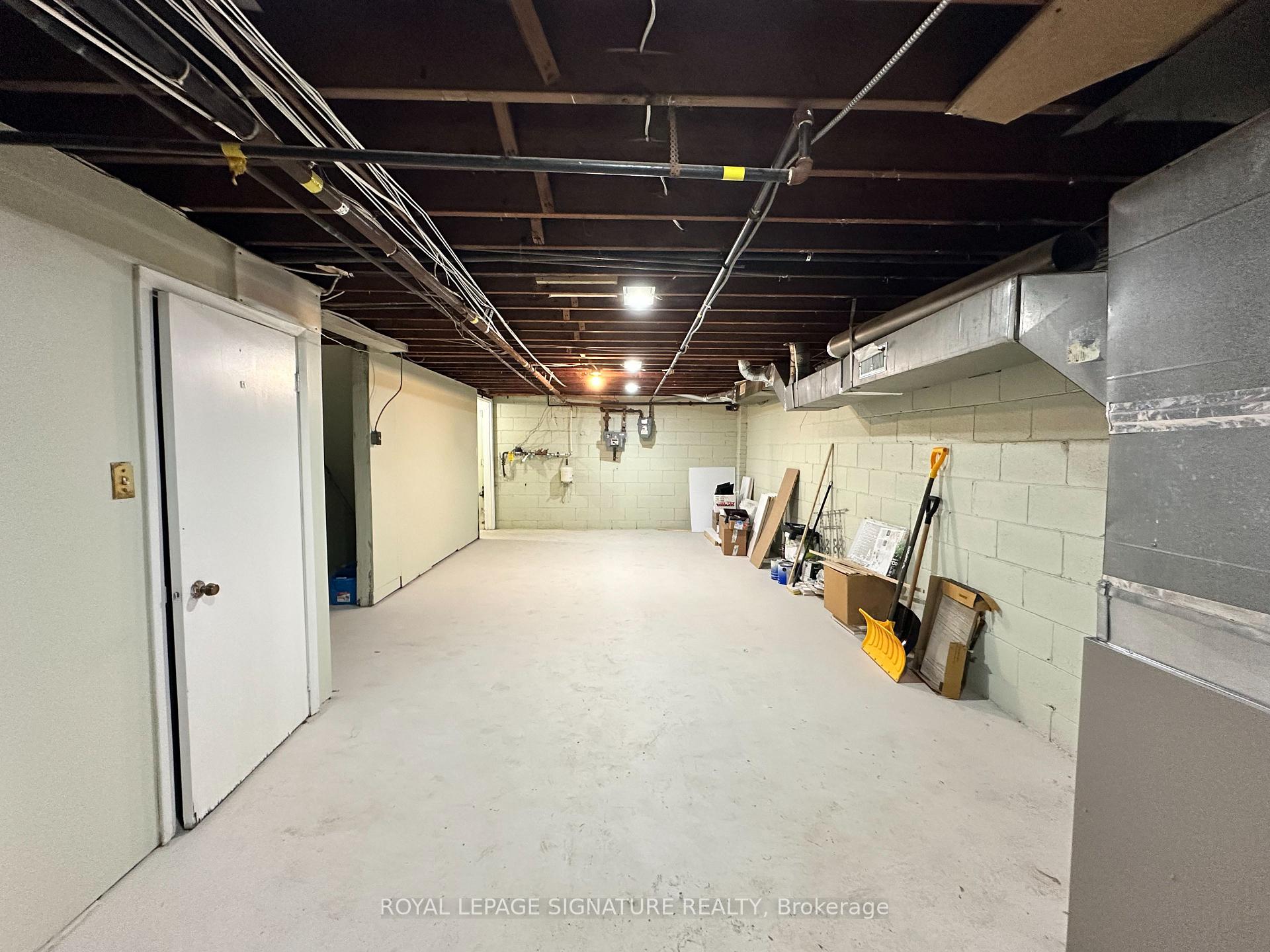 Photo 9 of 2890 Dufferin Street, North York, Yorkdale-Glen Park — HOMEH