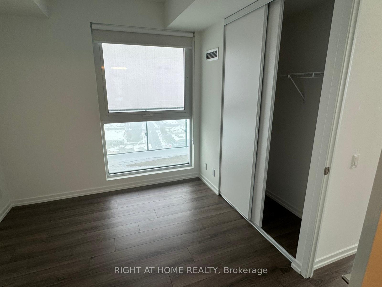 Photo 11 of Unit 4209, 7890 Jane Street, Vaughan, Vaughan Corporate Centre — HOMEH