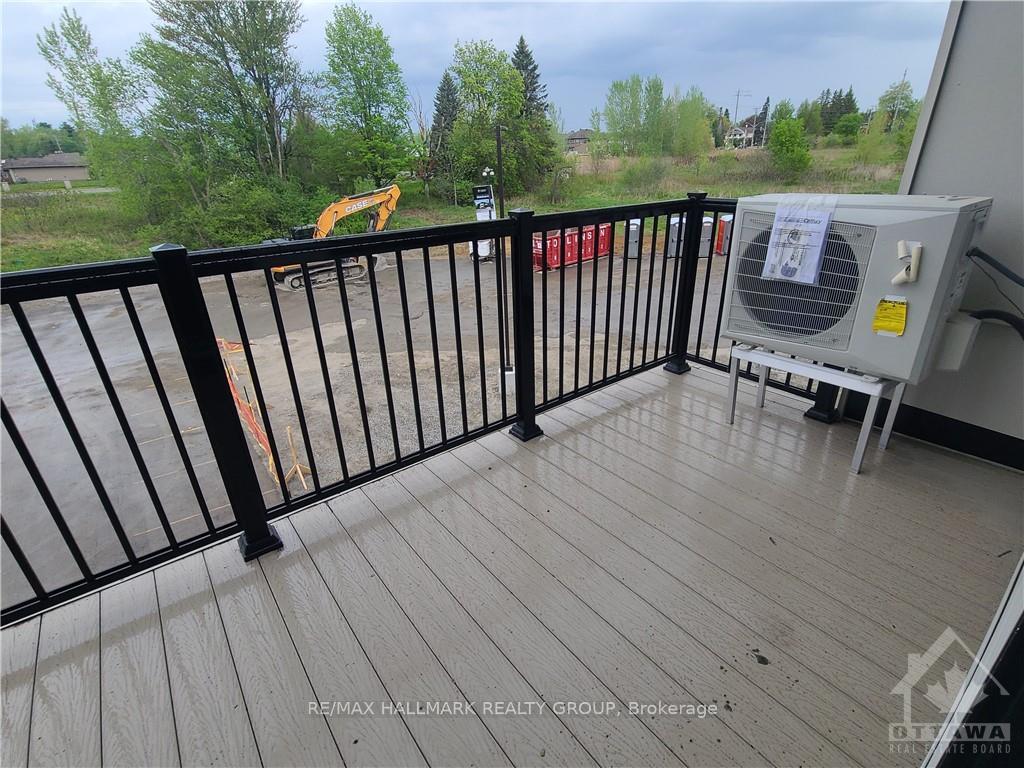 Photo 24 of Unit C, 390 Rolling Meadows Crescent, Ottawa, Mer Bleue/Bradley Estates/Anderson Park — HOMEH