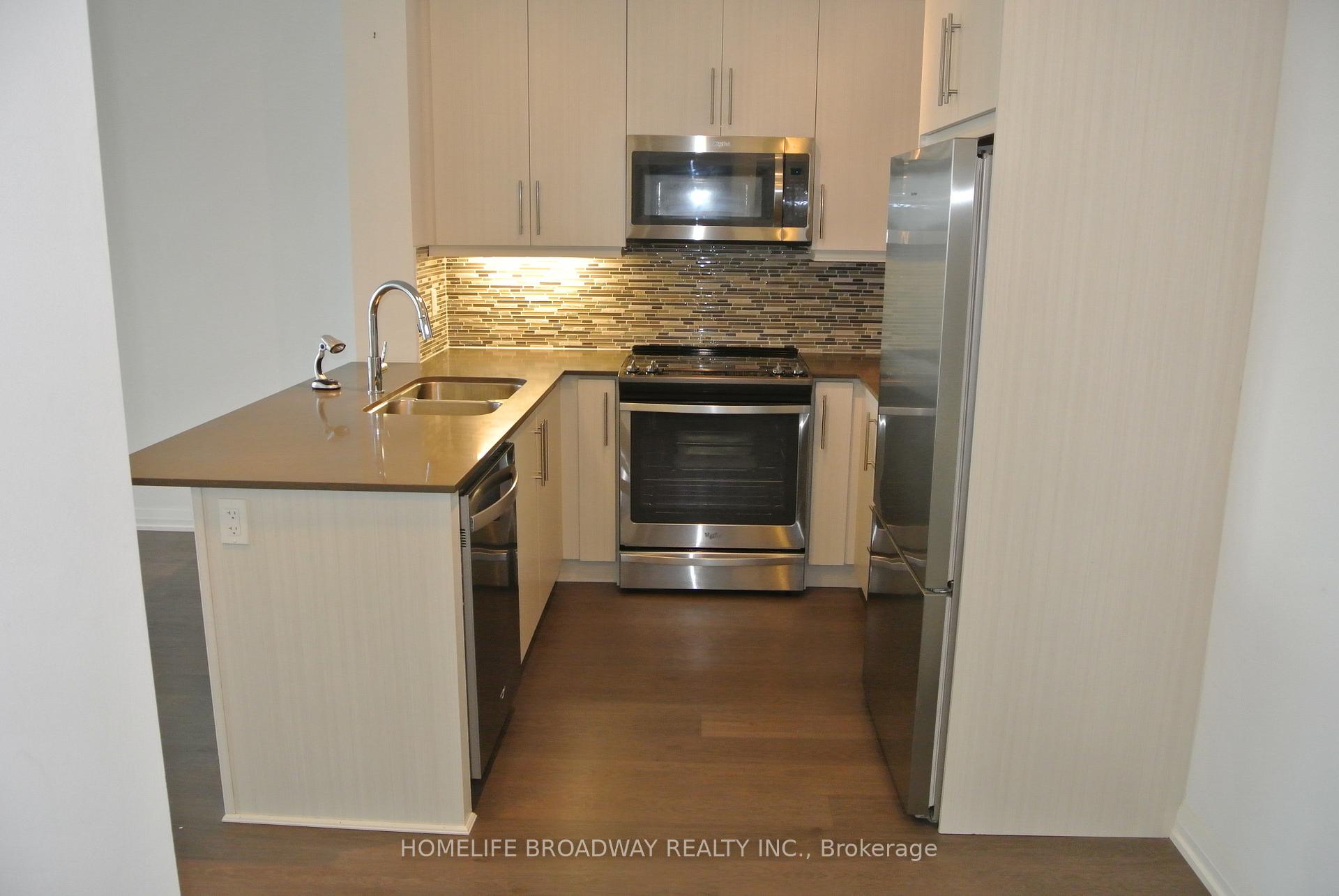 Photo 5 of Unit 1011, 65 Oneida Crescent, Richmond Hill, Langstaff — HOMEH