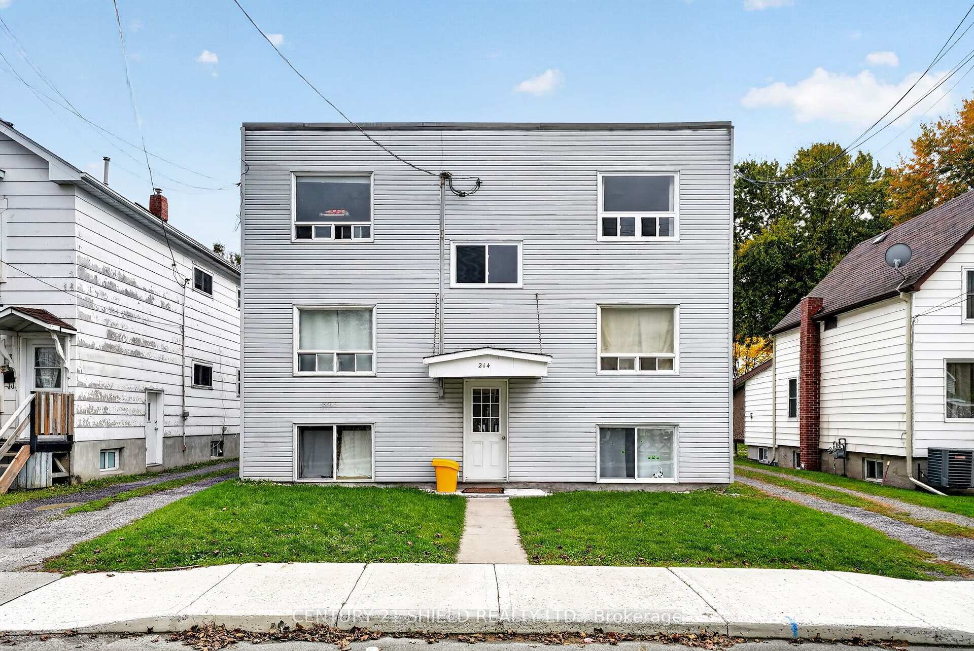 Photo 1 of 214 Eighth Street W, Cornwall, Cornwall — HOMEH