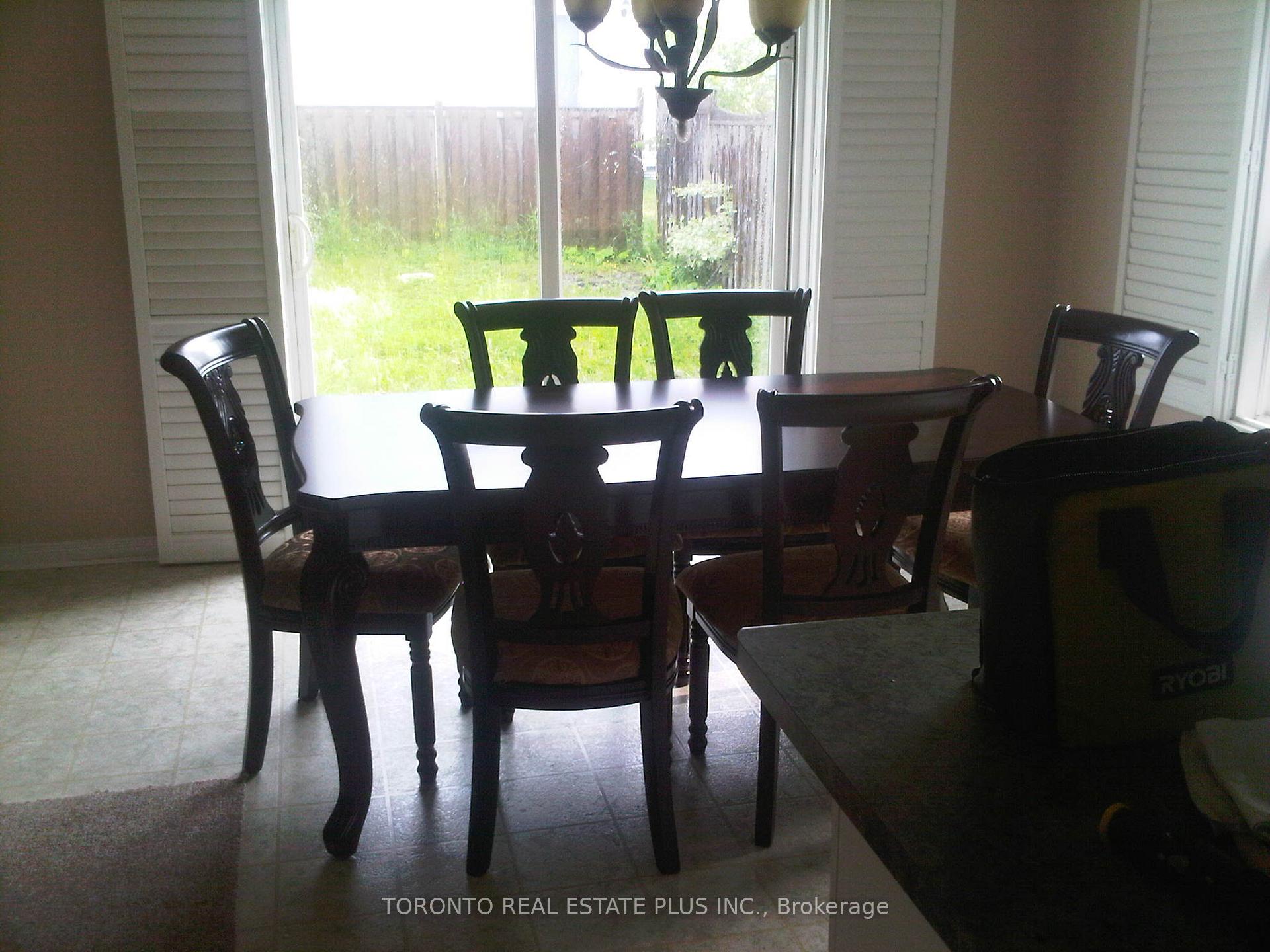 Photo 9 of 4 Vanessa Drive, Orillia — HOMEH