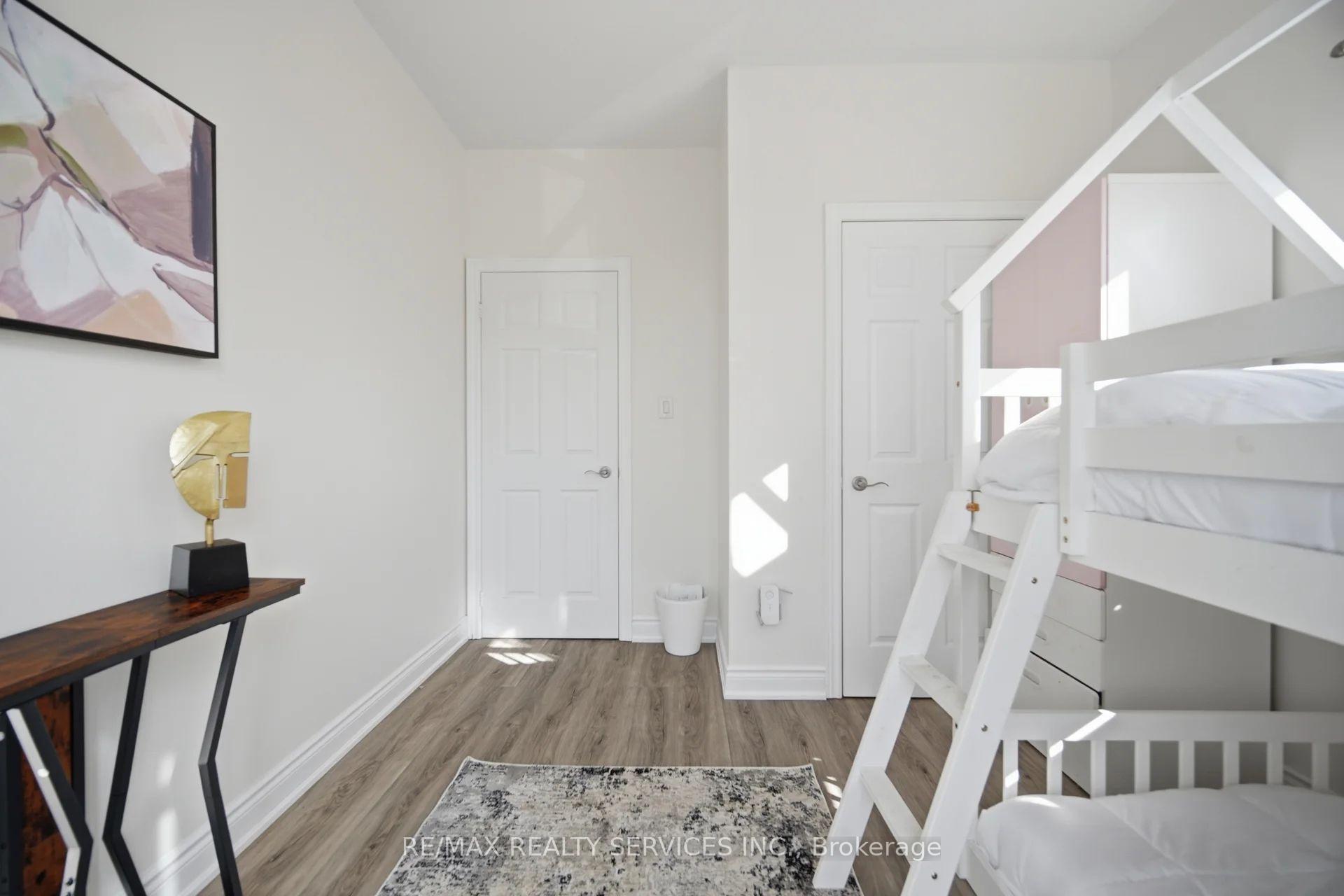 Photo 19 of 40 Balin Crescent, Brampton, Credit Valley — HOMEH